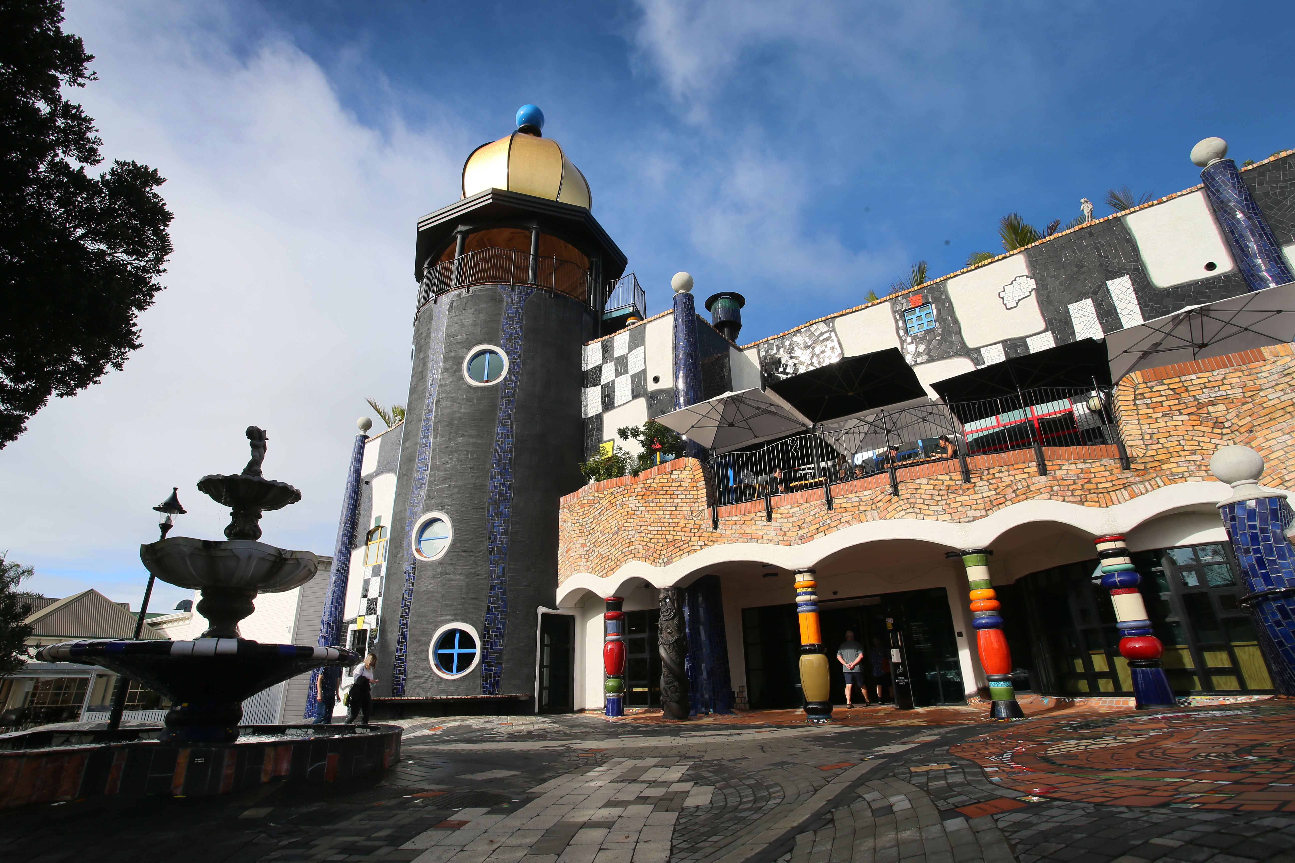 Whangārei's Hundertwasser Art Centre has got a $800,000 lifeline from Whangārei District Council to stop it closing in June.
