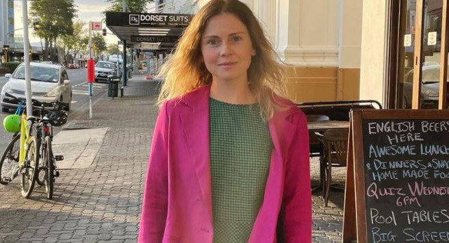 This week the 32-year-old was welcomed home to Titirangi.