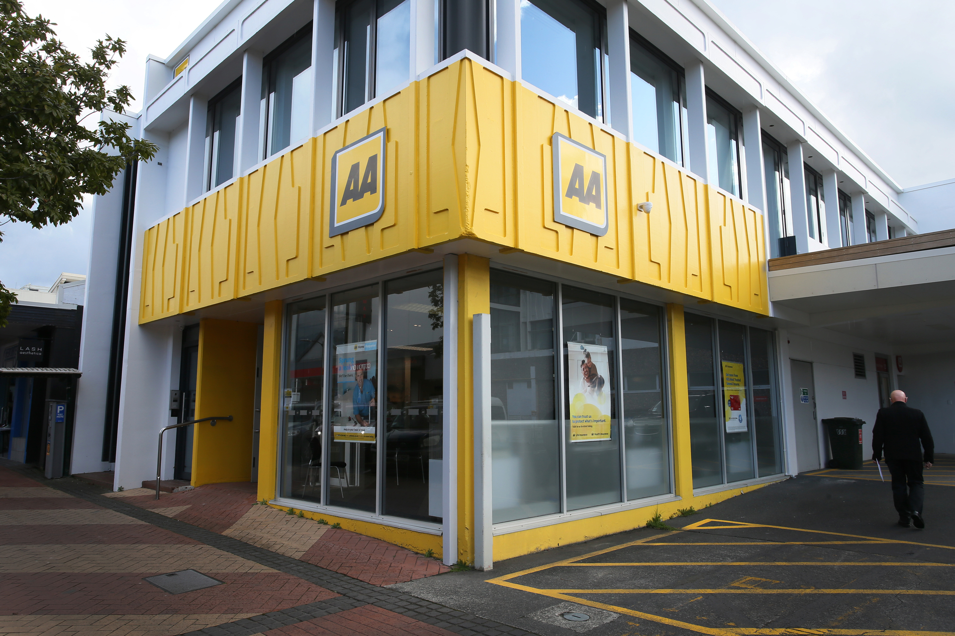 Mobile Driver Testing services are provided through driver licensing services partners Vehicle Testing NZ (VTNZ) and the Automobile Association (AA). Photo / Tania Whyte