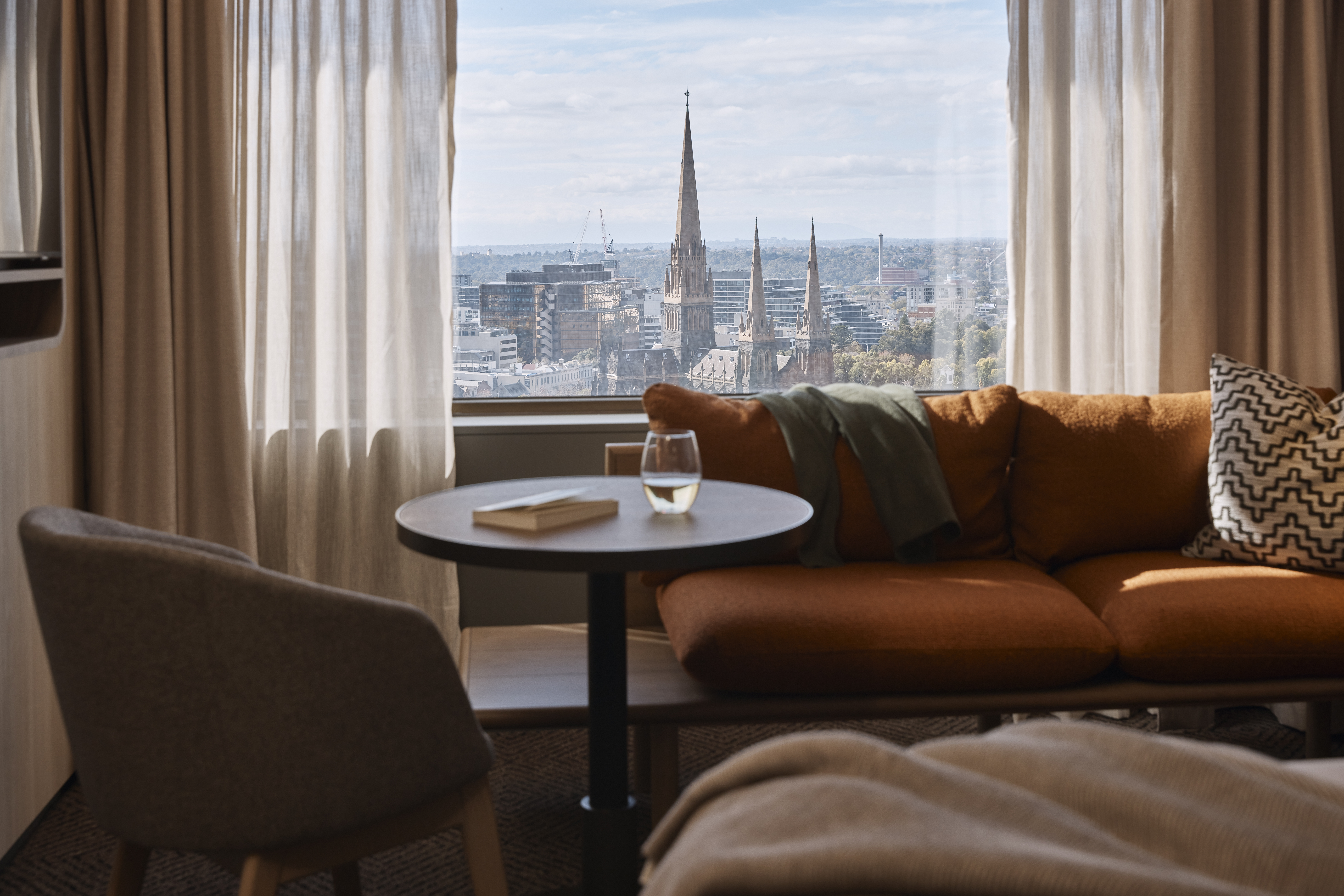 Rydges Melbourne is ideally located in the CBD.