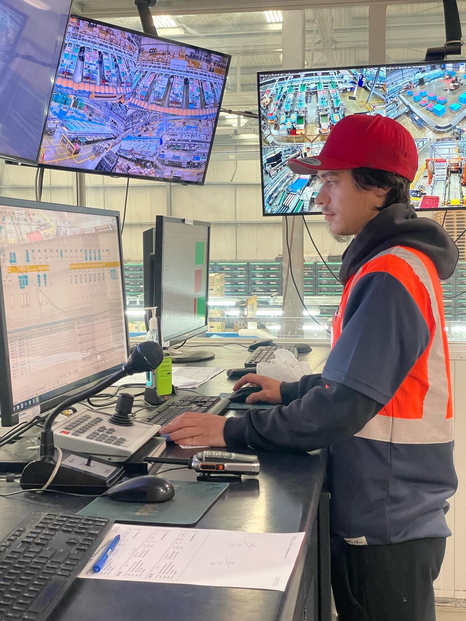 Hartley has been offered fulltime work at Hastings pipfruit grower Kiwi Crunch’s robotics control box since through the Rangatahi Seed programme.