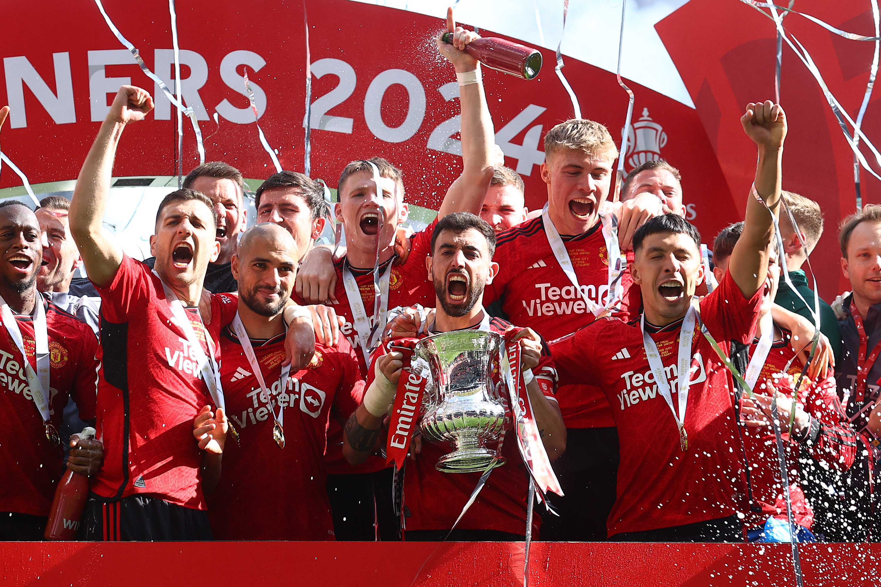 Manchester United captain Bruno Fernandes celebrates winning the FA Cup. Photo / Getty Images