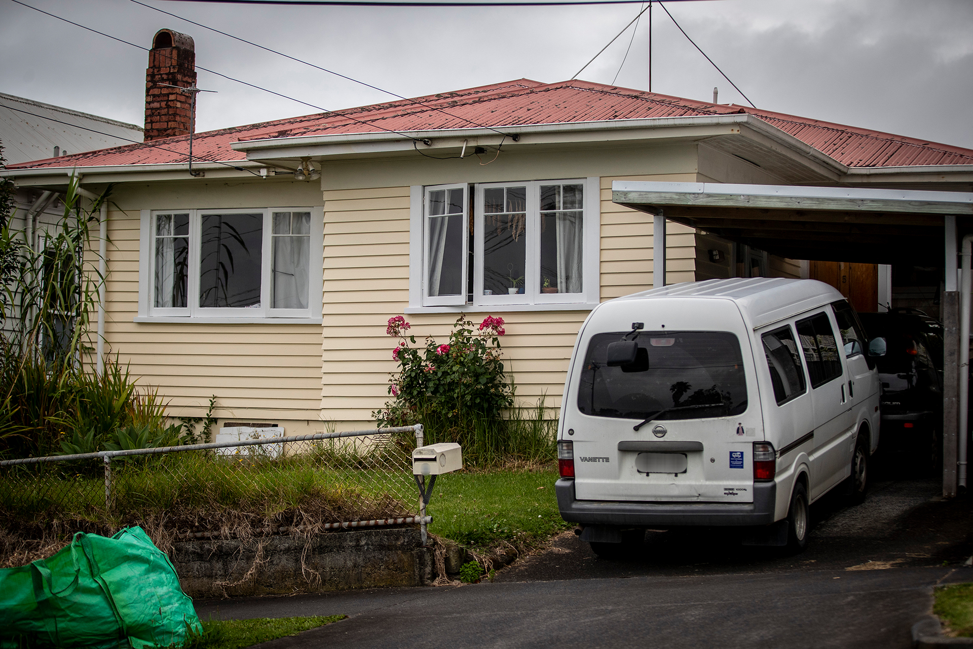 Auckland Council has registered a charging/rating order against the title of this Grey Lynn home in connection with a $350,000 unpaid rates bill. Photo / Michael Craig
