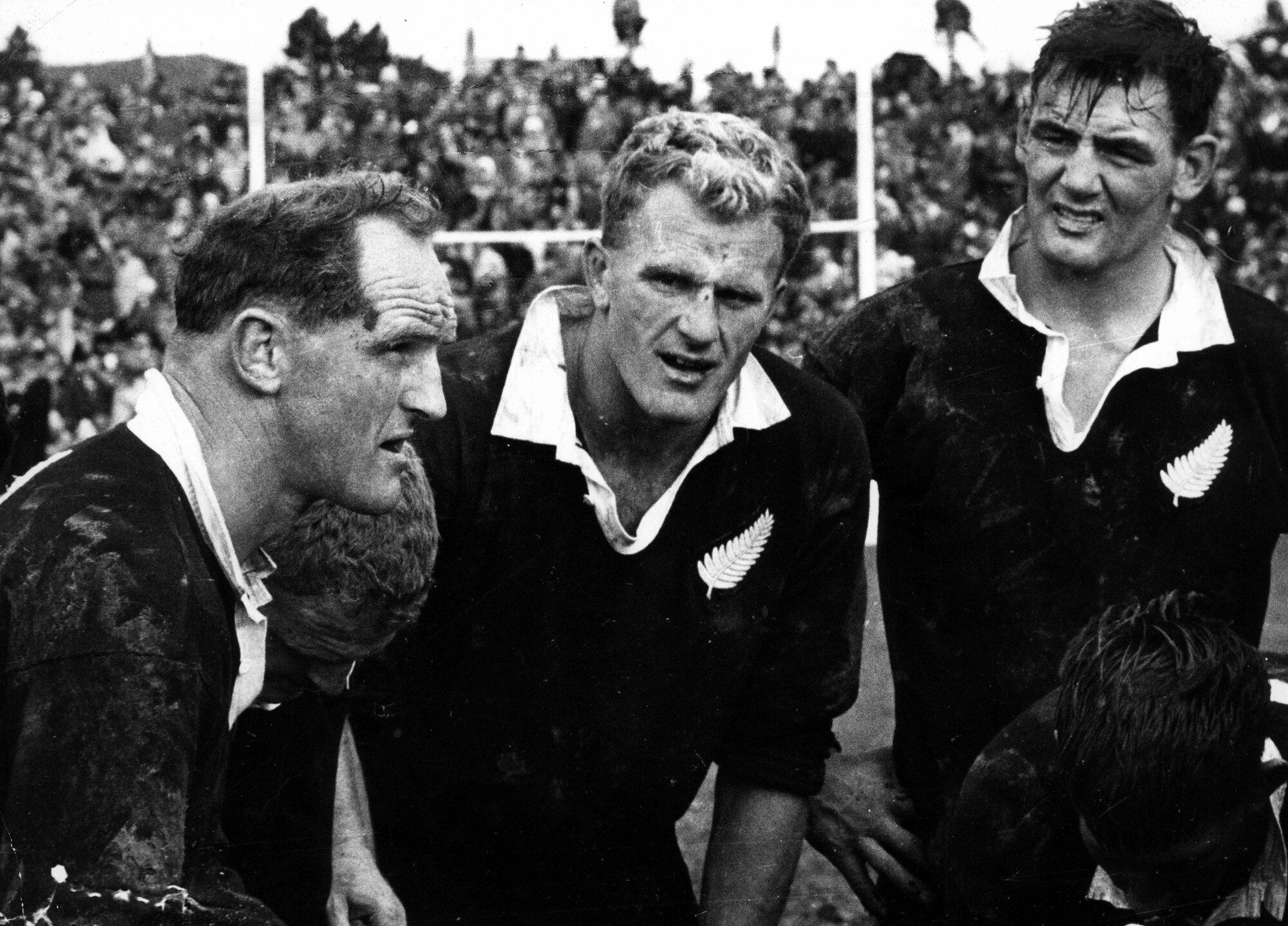 Sir Wilson Whineray lays down the law during the first test of the 1965 series against the Springboks, as Bruce McLeod, Stan Meads, Sir Brian Lochore and Kel Tremain (crouching) pay attention. Photo / Photosport
