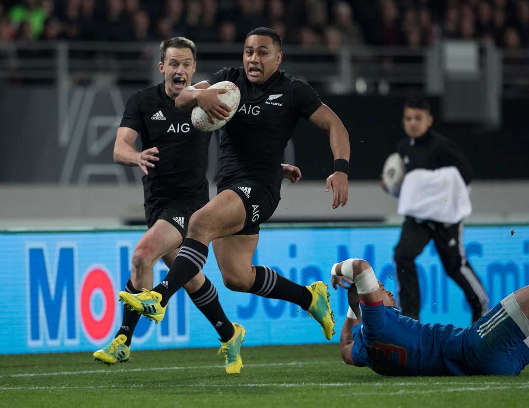 Former All Black Ngani Laumape is set to return to New Zealand in Moana Pasifika colours. Photo / Photosport