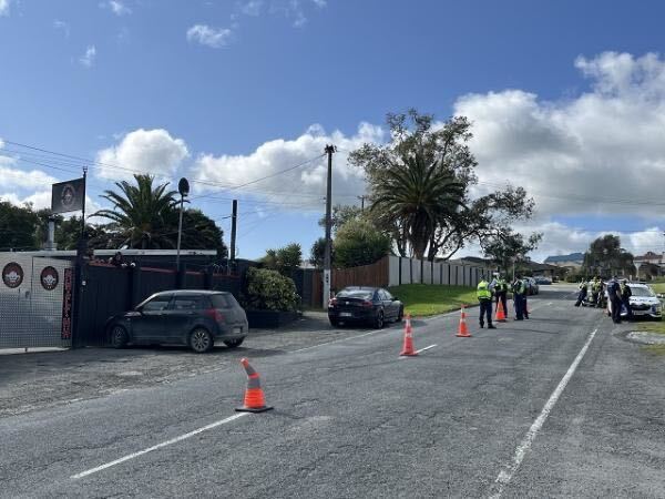Police set up a checkpoint for the Head Hunters North chapter who were on a charity run. Photo / Police