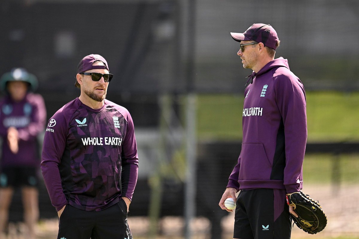 England head coach Brendon McCullum and former Black Caps fast-bowler Tim Southee. Photo / Photosport