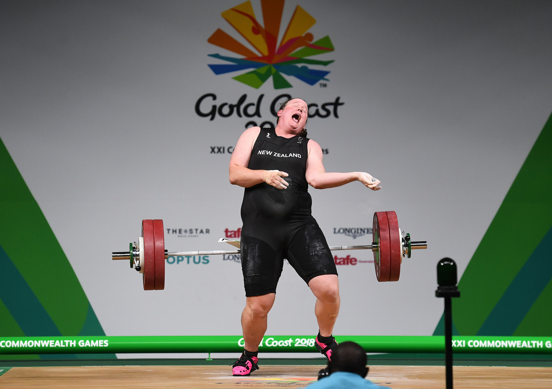 Tokyo Olympics Kiwi Weightlifter Laurel Hubbard Set To Become First Transgender Athlete To Compete At The Games Nz Herald