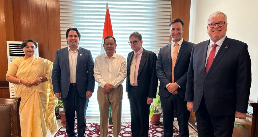 New Zealand private sector delegation to India meets key players in 2023: Left to right: Paramita Tripathi (Joint Secretary (Oceania) Ministry of External Affairs - India); Simon Bridges (CEO, Auckland Business Chamber), Dr Rajkumar Ranjan Singh (former Minister of State for External Affairs - India), David Pine (former NZ High Commissioner), Michael Fox (Chair, India-NZ Business Council) and Stephen Jacobi (CEO, NZIBF).