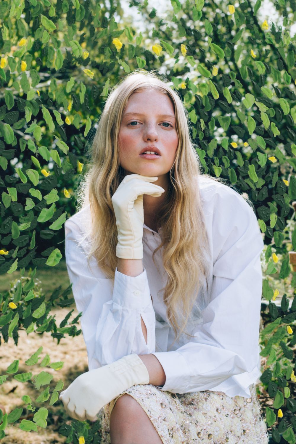 Kowtow shirt. Zambesi vintage skirt. Stylist’s own gloves. Photo / Anahita Paul