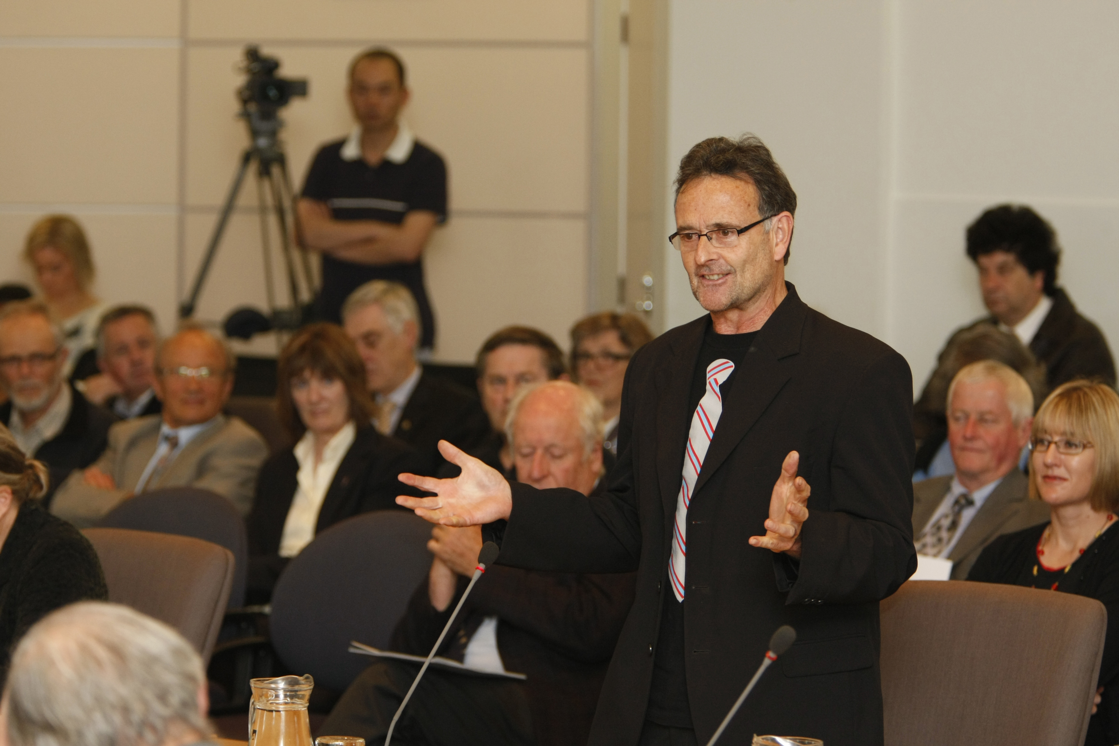 Joel Cayford speaks at the final meeting of the Auckland Regional Council. Photo / Steven McNicholl