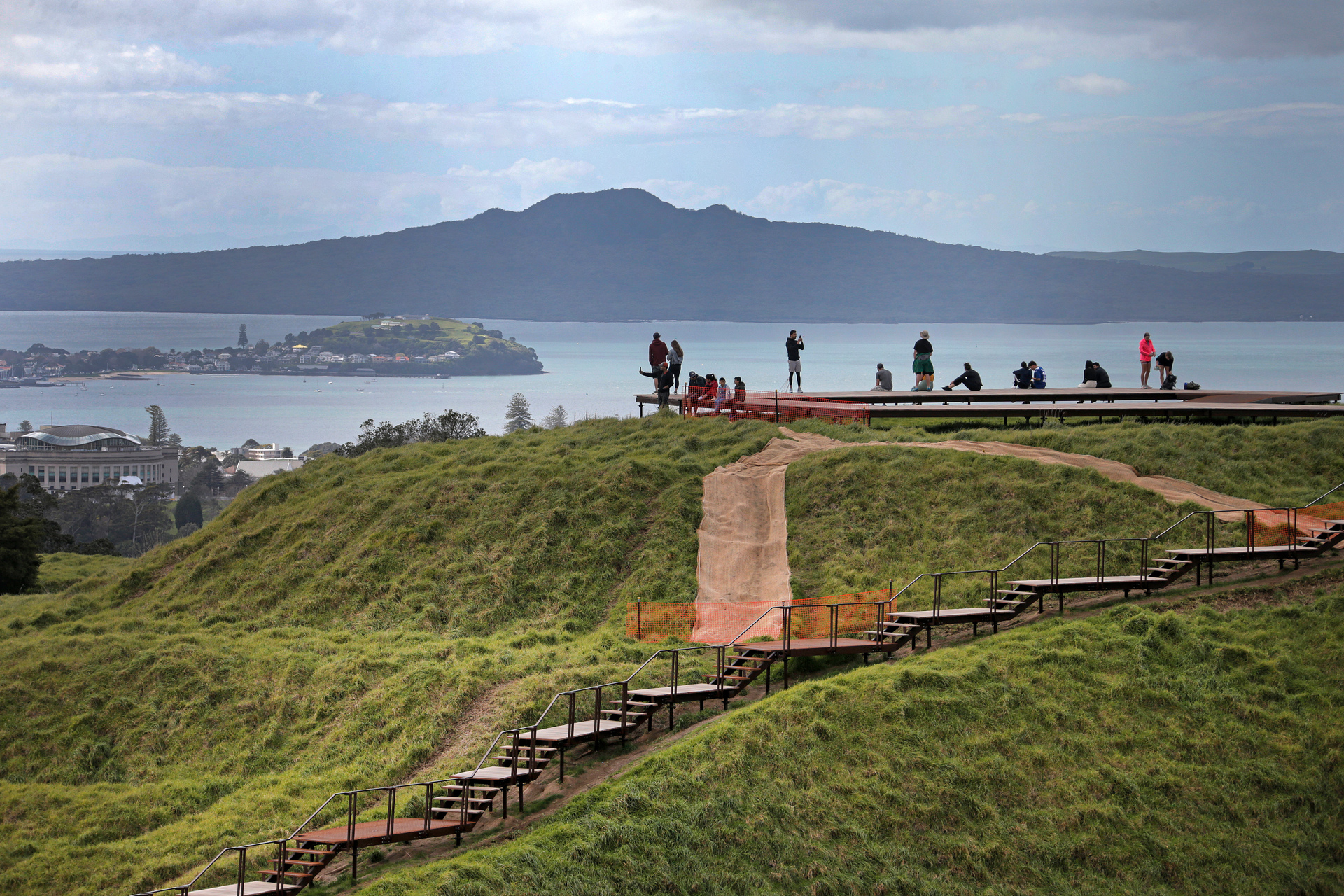Decisions by the Tūpuna Maunga Authority is upsetting people, says Viv Beck. Photo / Alex Burton