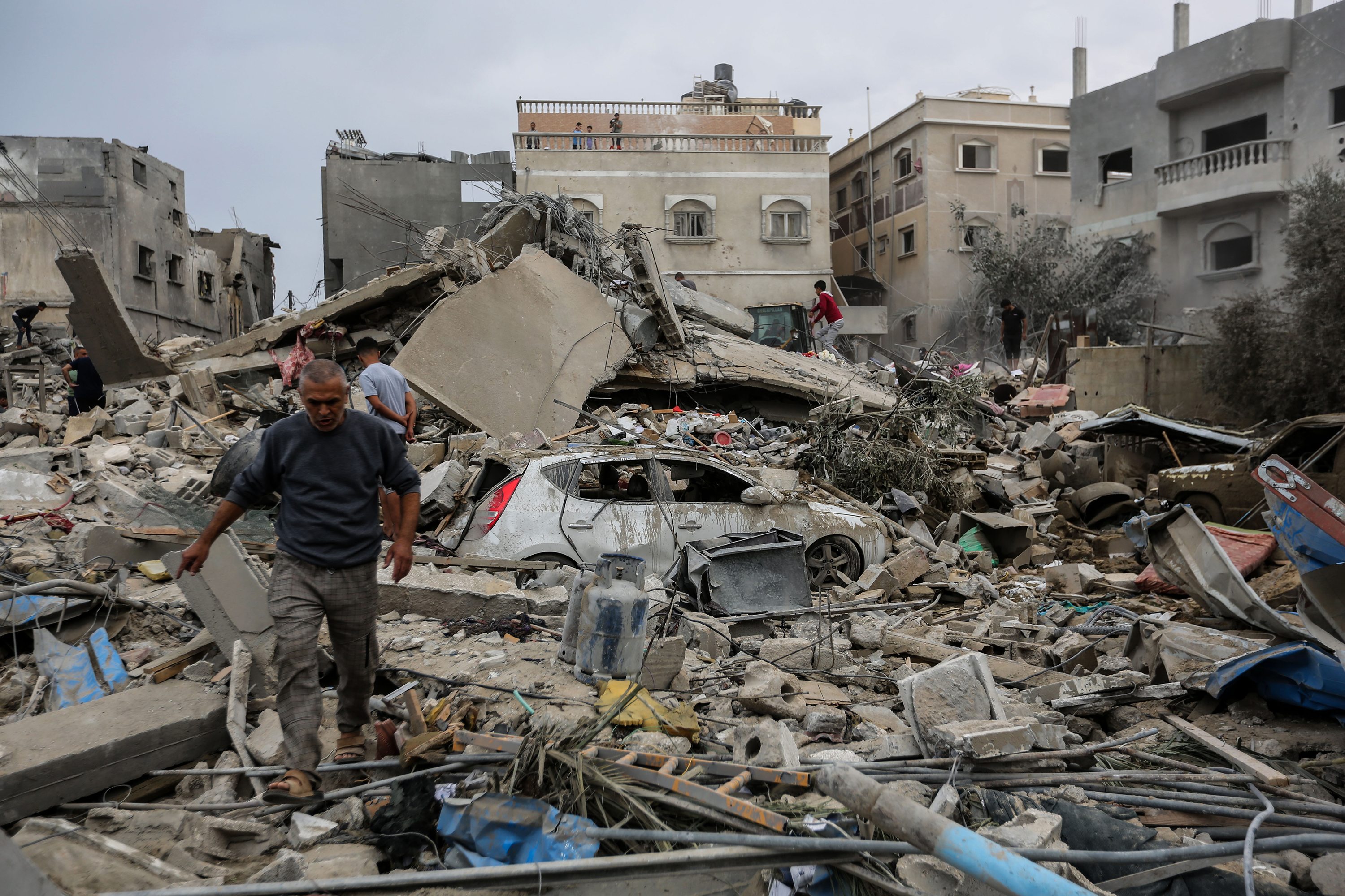 Israeli officials say evacuation orders are aimed at separating Hamas fighters from civilians. Photo / Getty Images