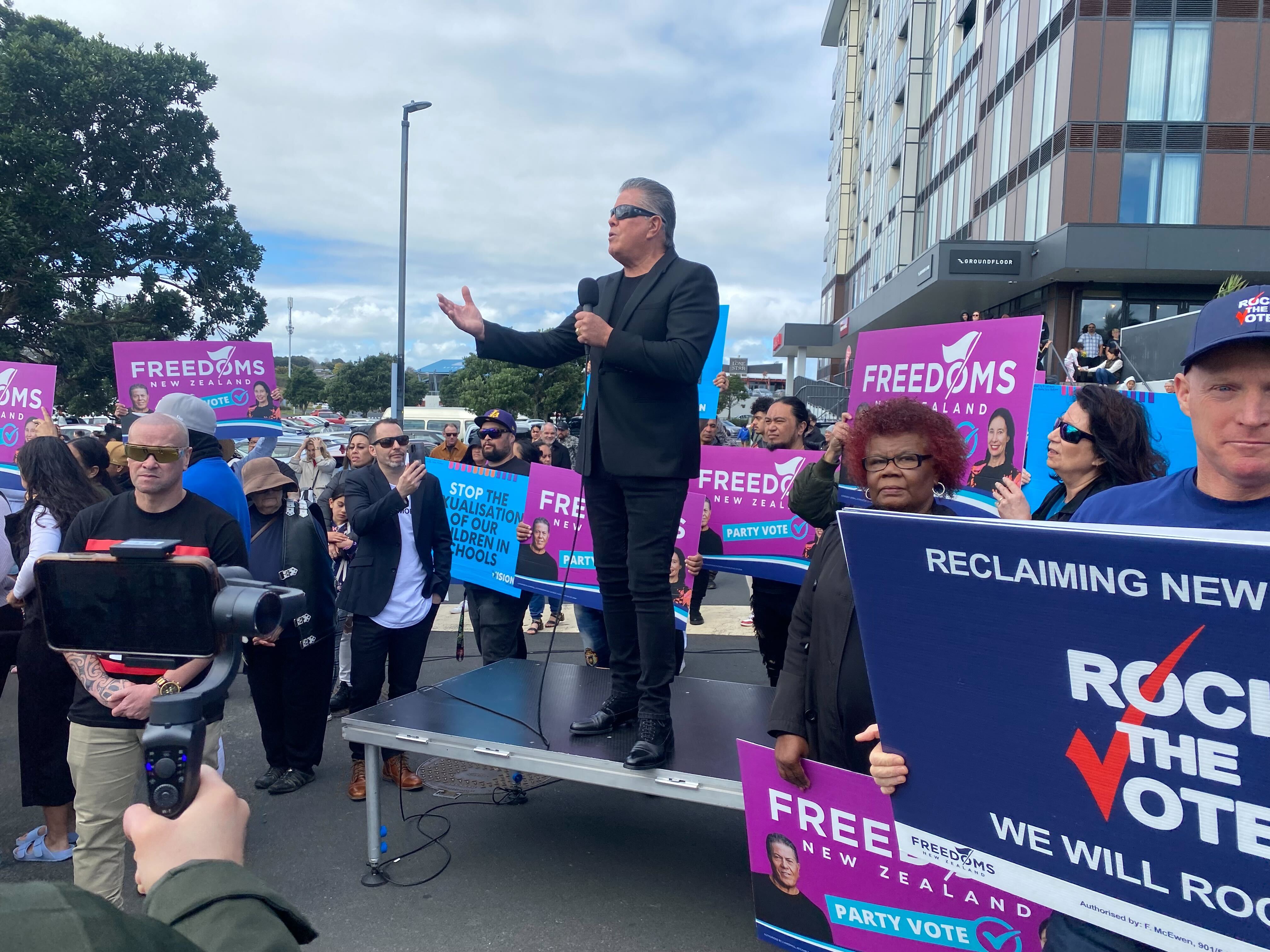 Freedoms NZ leader Brian Tamaki speaks to fellow protesters outside the venue for National's campaign launch in Wiri today. Photo / Jason Walls