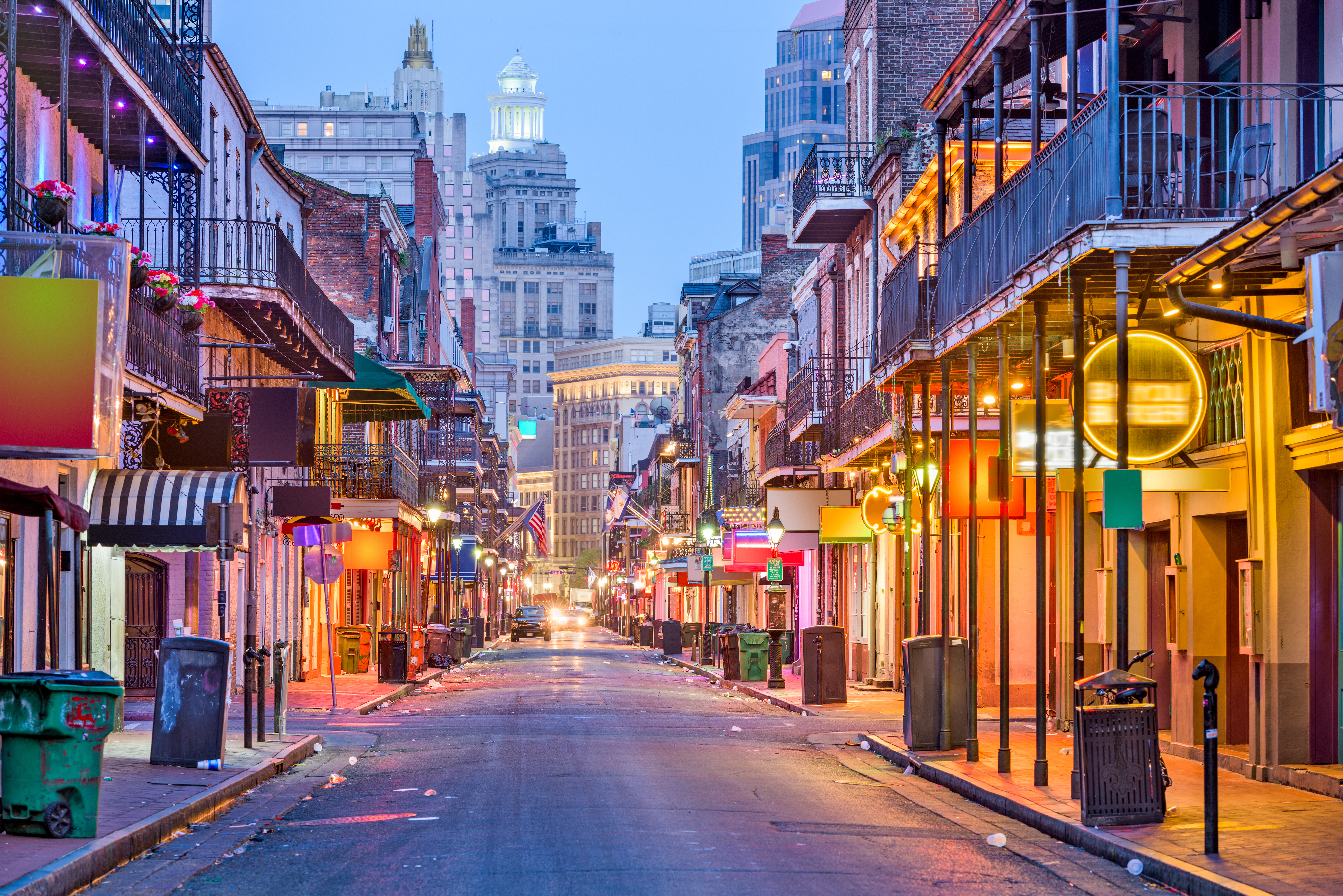 As dusk descends, head to Bourbon St for a drink. Photo / 123rf