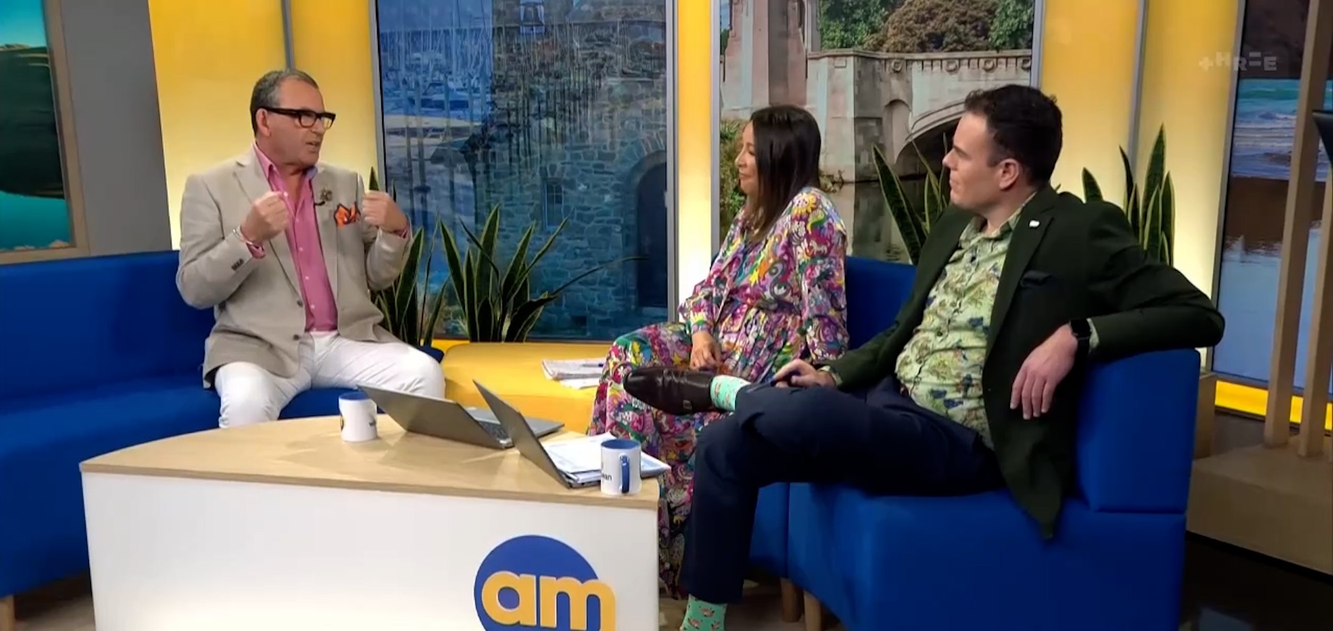 Paul Henry with hosts Lloyd Burr and Melissa Chan-Green on TV3's former breakfast show, AM.