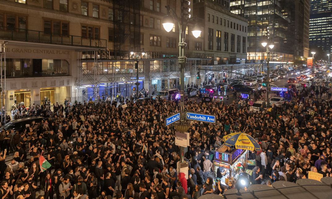 Protesters gather at Grand Central Station during a rally calling for a ceasefire between Israel and Hamas. Photo / AP