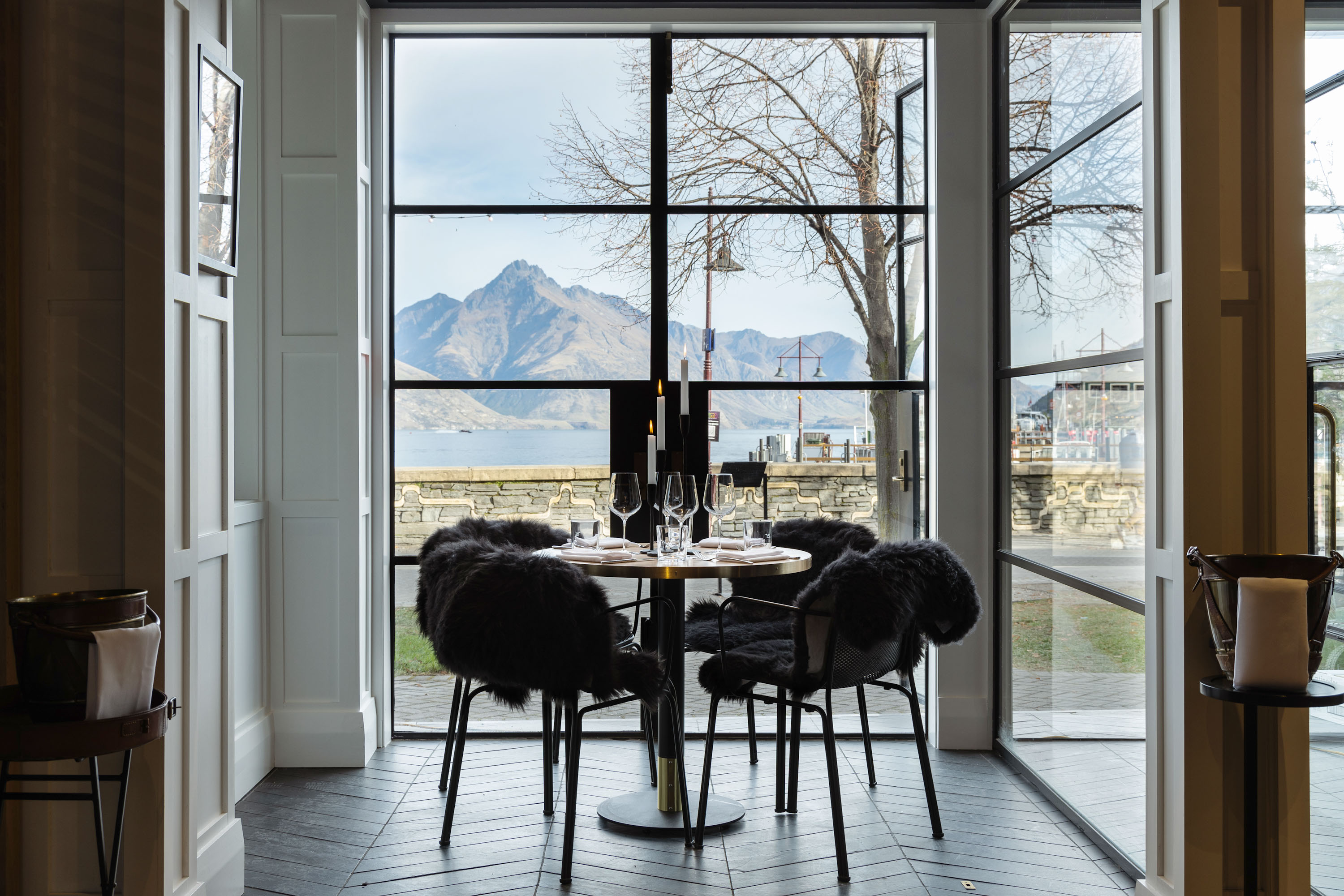 The Lodge Bar, Queenstown.