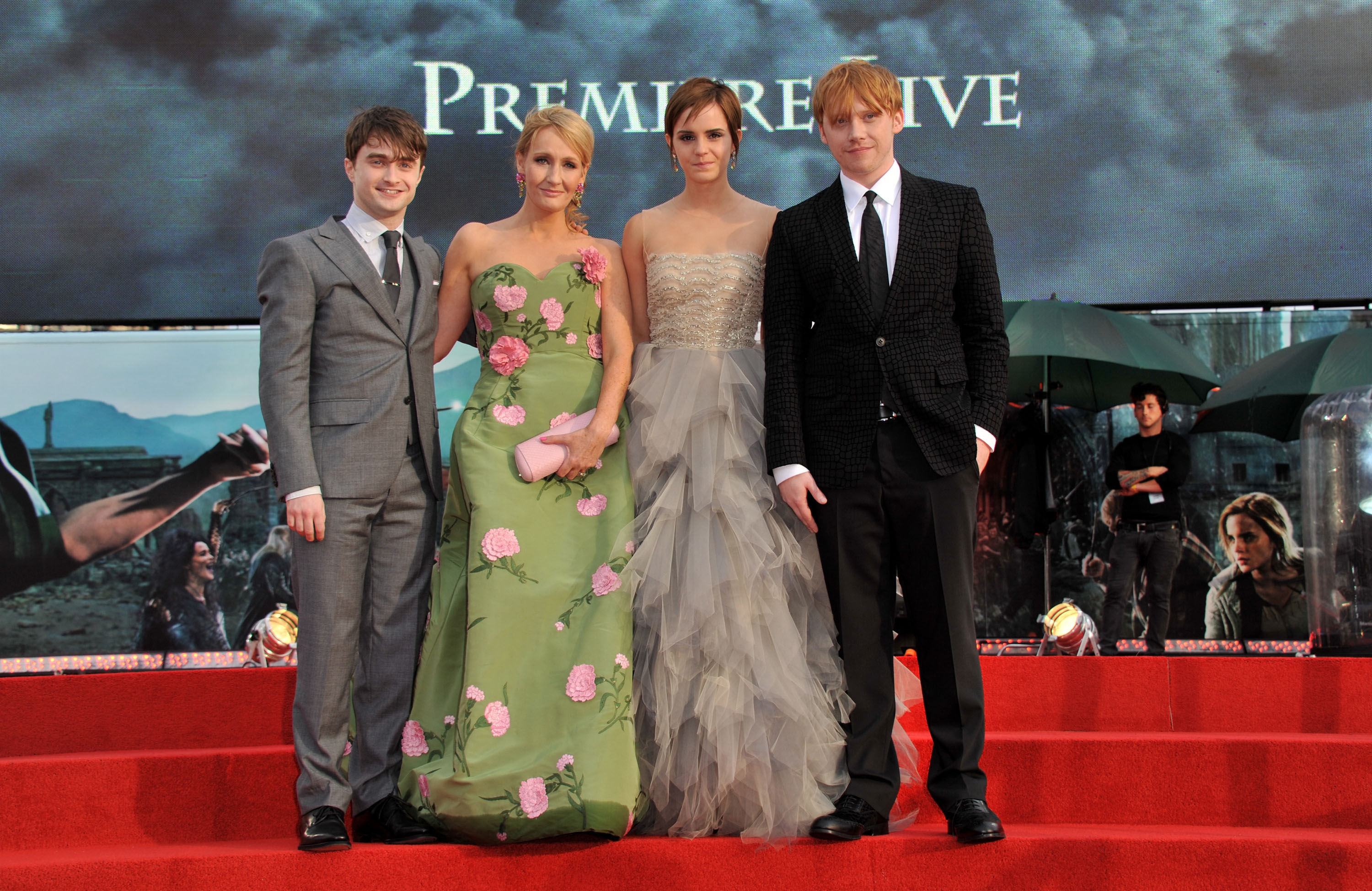 Harry Potter star Daniel Radcliffe addresses public fallout with author J.K.  Rowling - NZ Herald