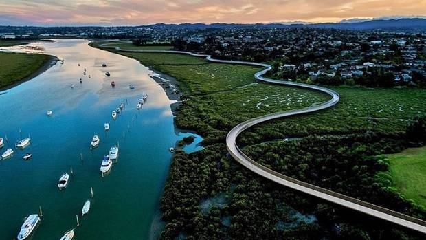 An artist's impression of the Te Whau Pathway along the coastal strip of the Whau River.