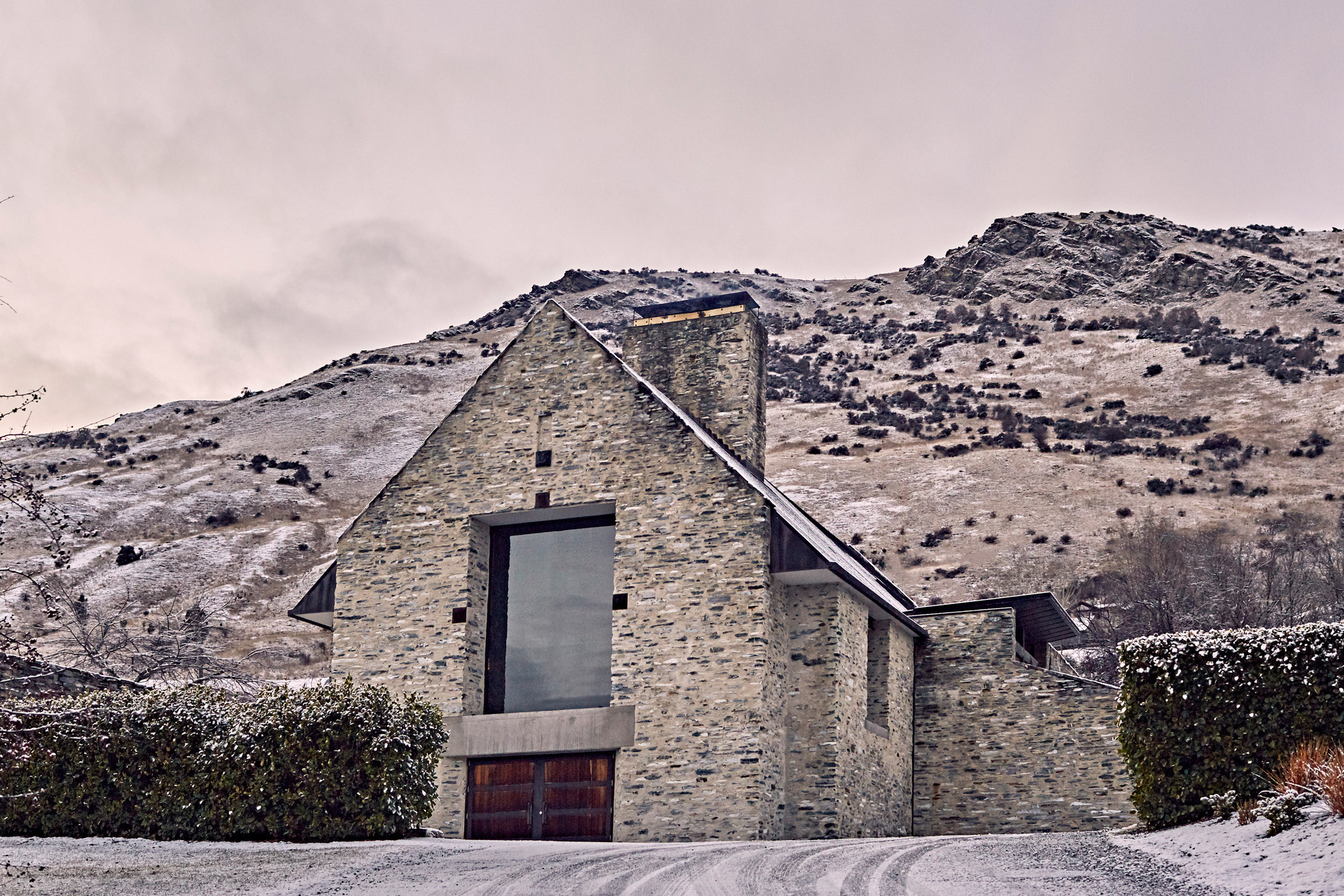Amisfield is at Lake Hayes, Queenstown.