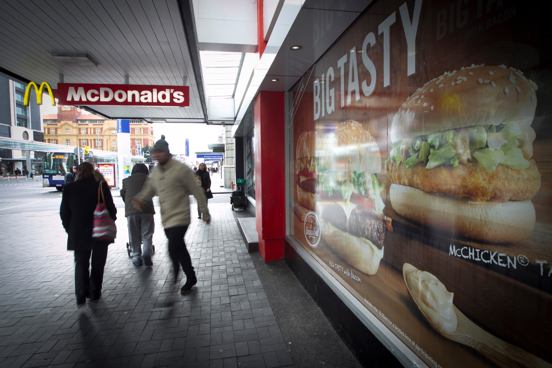 Spiralling rates of obesity and diabetes are putting pressure on health services, including cataract surgeries. Photo / Natalie Slade