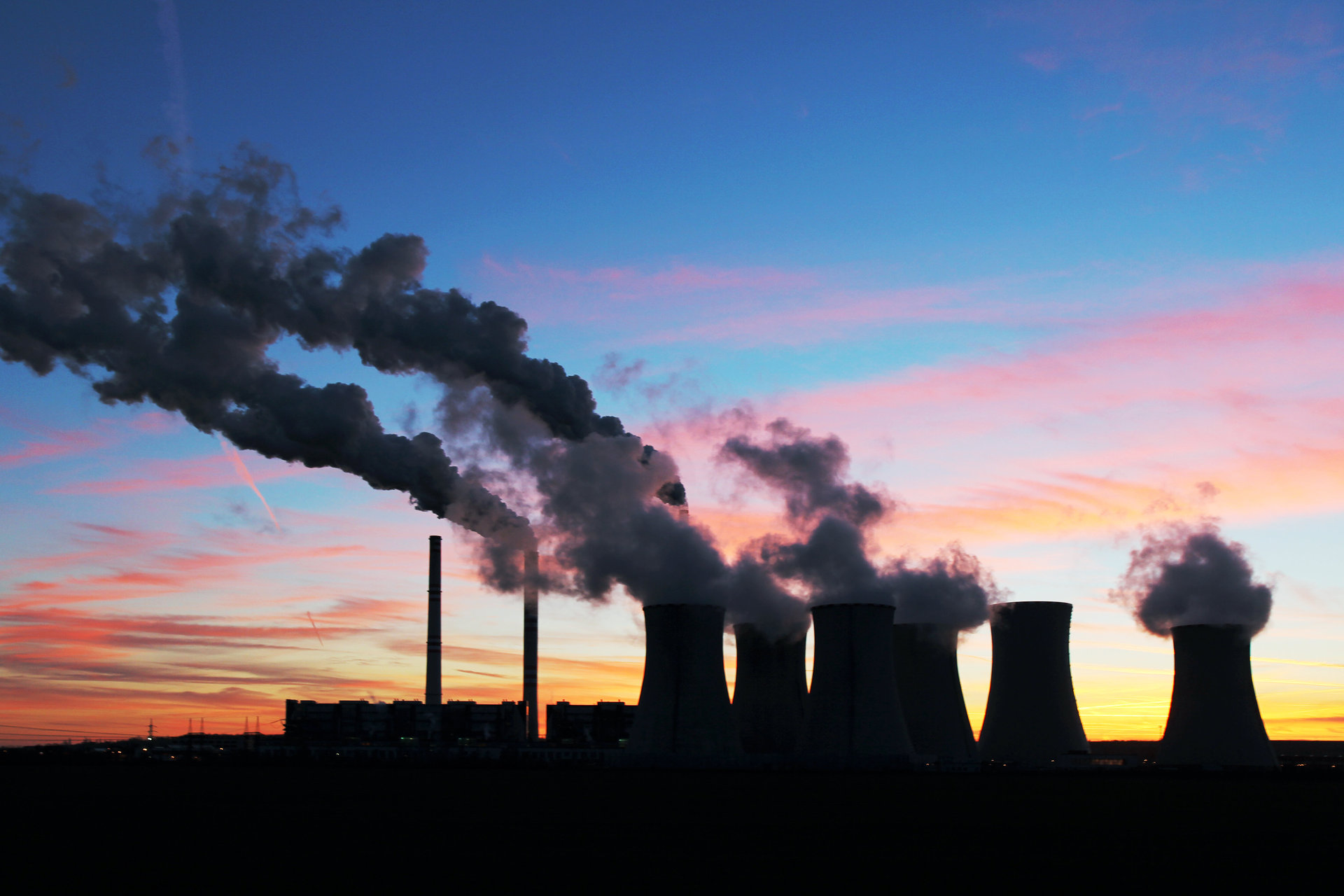 Power prices look likely to stay firm in 2025. Photo /123rf
