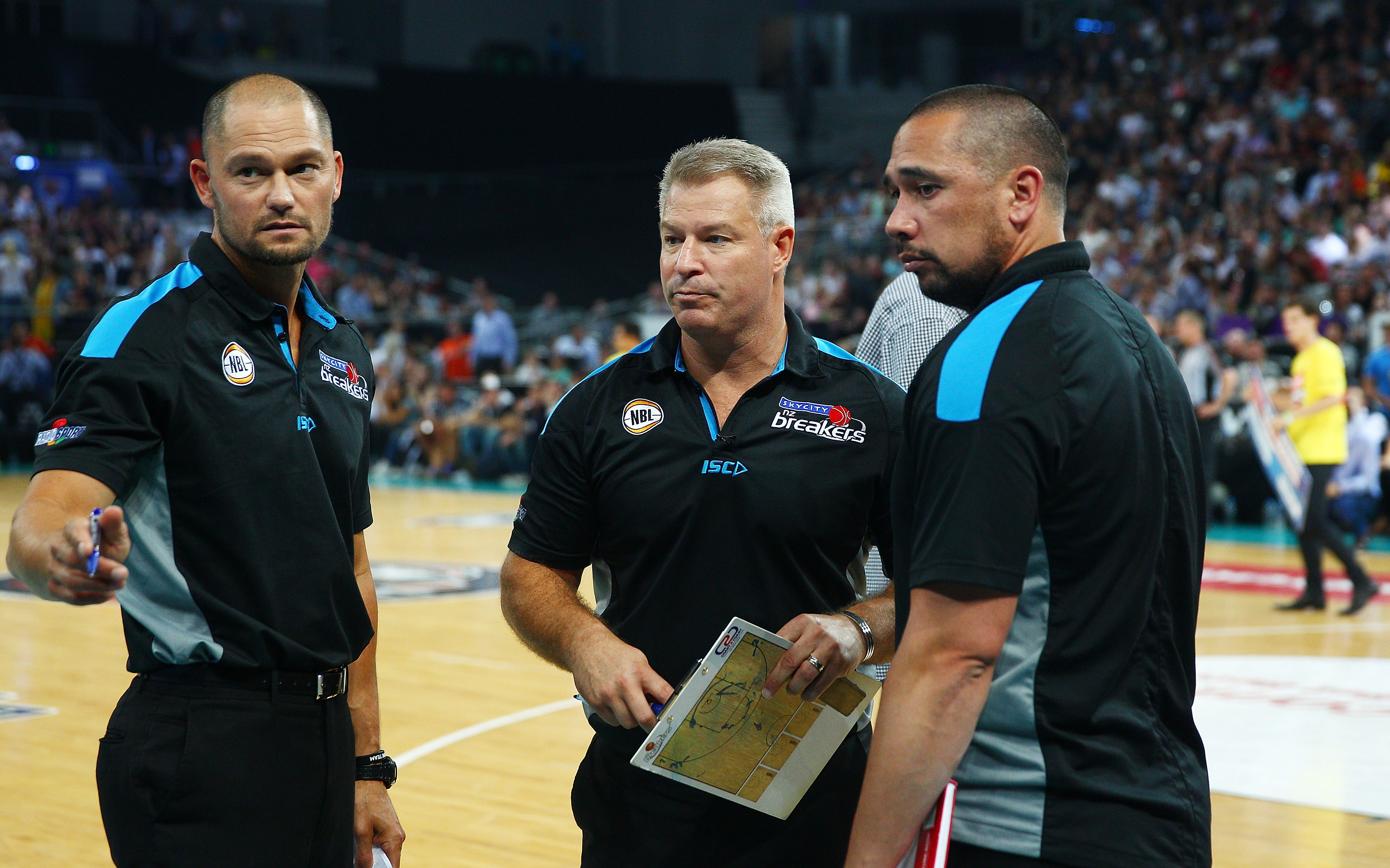 Basketball Referees: How to Become a Referee for Basketball - 2023 -  MasterClass