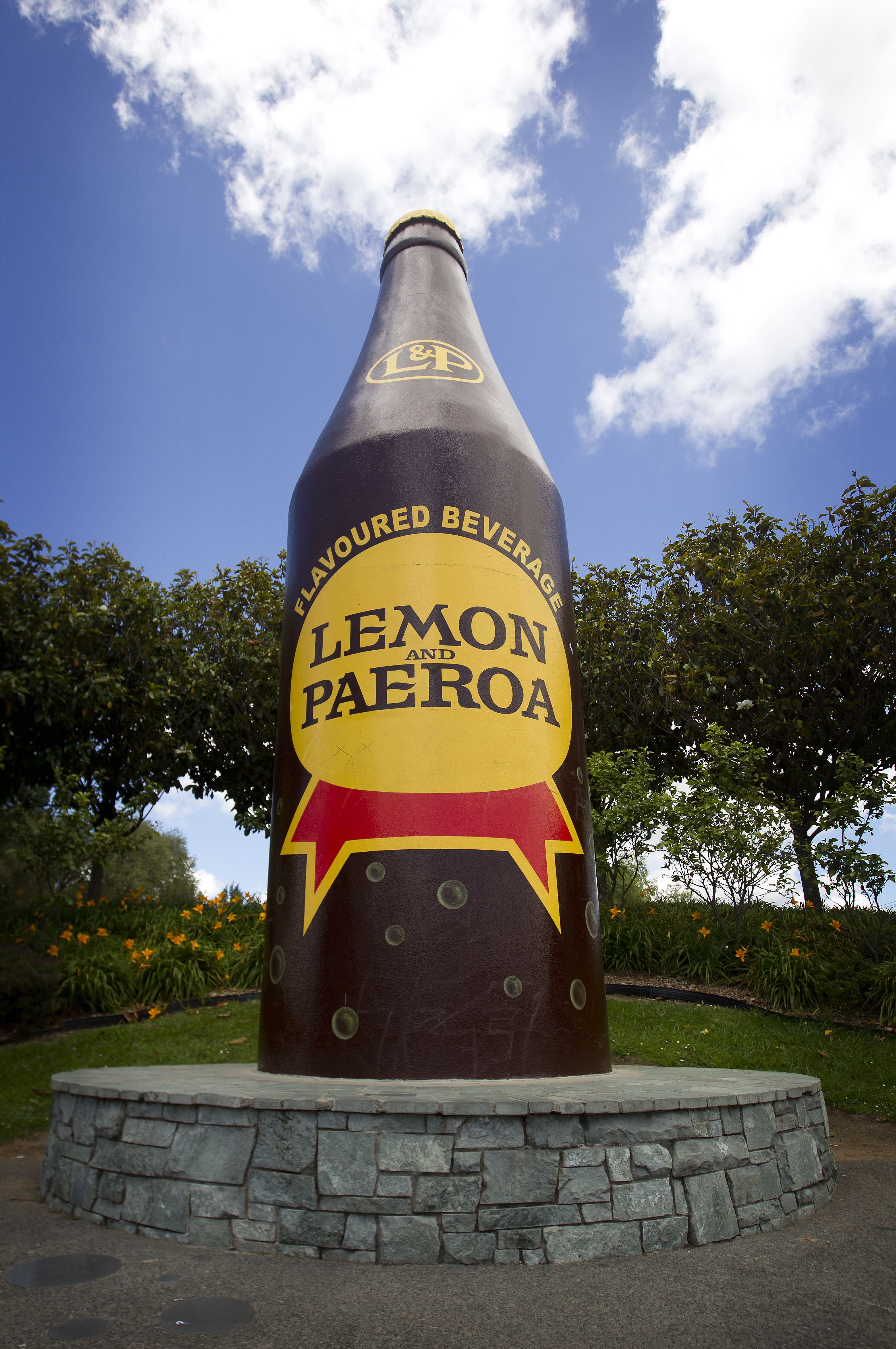 Big Lemon & Paeroa Bottle Entrance Fee