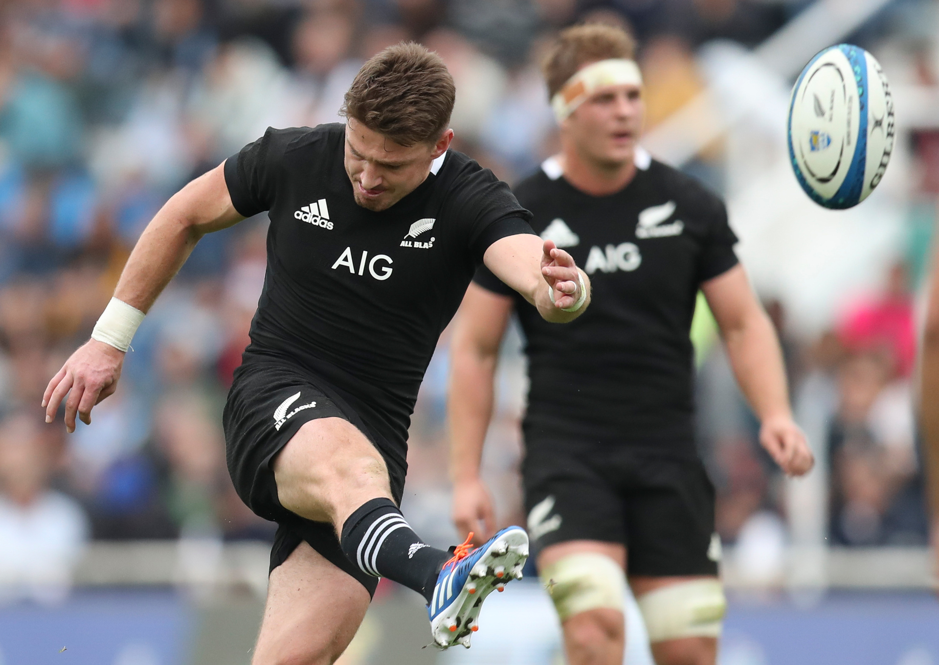 New Zealand's All Blacks Beauden Barrett kicks a penalty during a rugby championship match against Argentina's Los Pumas, in Buenos Aires, Argentina. Photo / AP