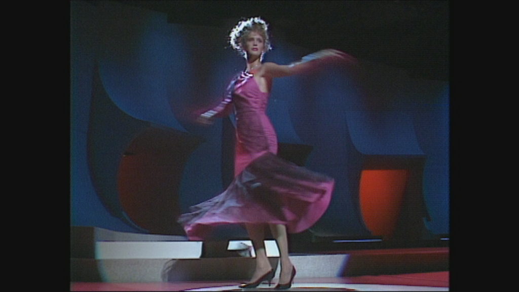 Rachel Hunter appears in the Benson and Hedges Fashion Awards in 1986. Photo / TVNZ