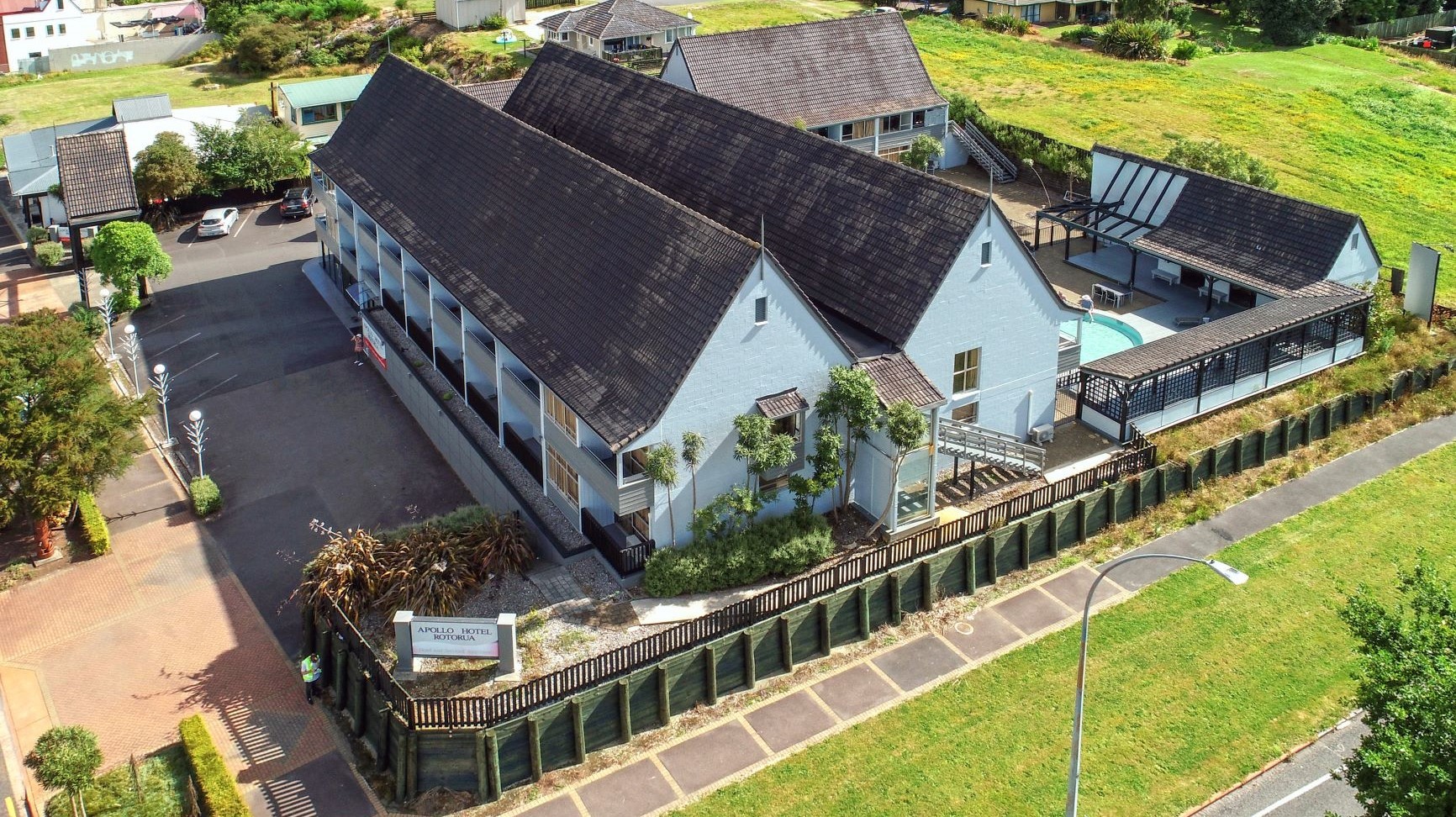 The Apollo Hotel is one of the complexes.