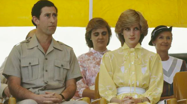 Diana, Princess and Prince Charles at their official welcome ceremony in Alice Springs. Photo / Getty Images