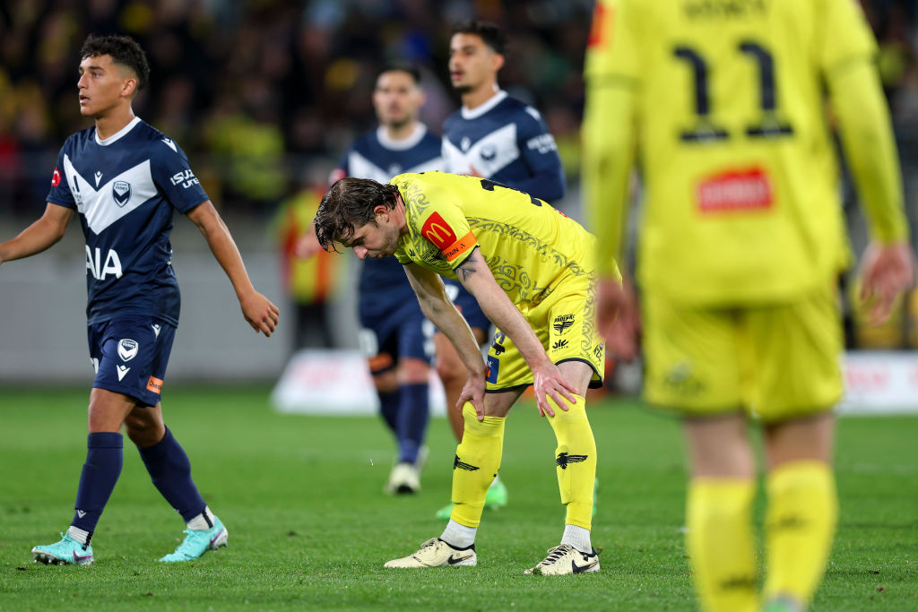 Alex Rufer of the Phoenix reacts after missing a direct penalty during the A-League semifinal against the Melbourne Victory. Photo / Getty Images