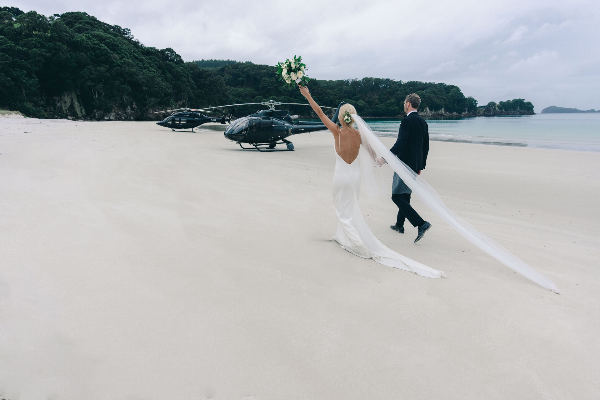 Mr & Mrs Expedition: Bridget Thackwray and Topher Richwhite on their wedding day. Photos / Danelle Bohane & Sean Beale