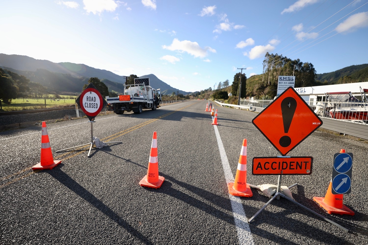 Picton crash: Images reveal true horror of smash that killed seven - NZ  Herald