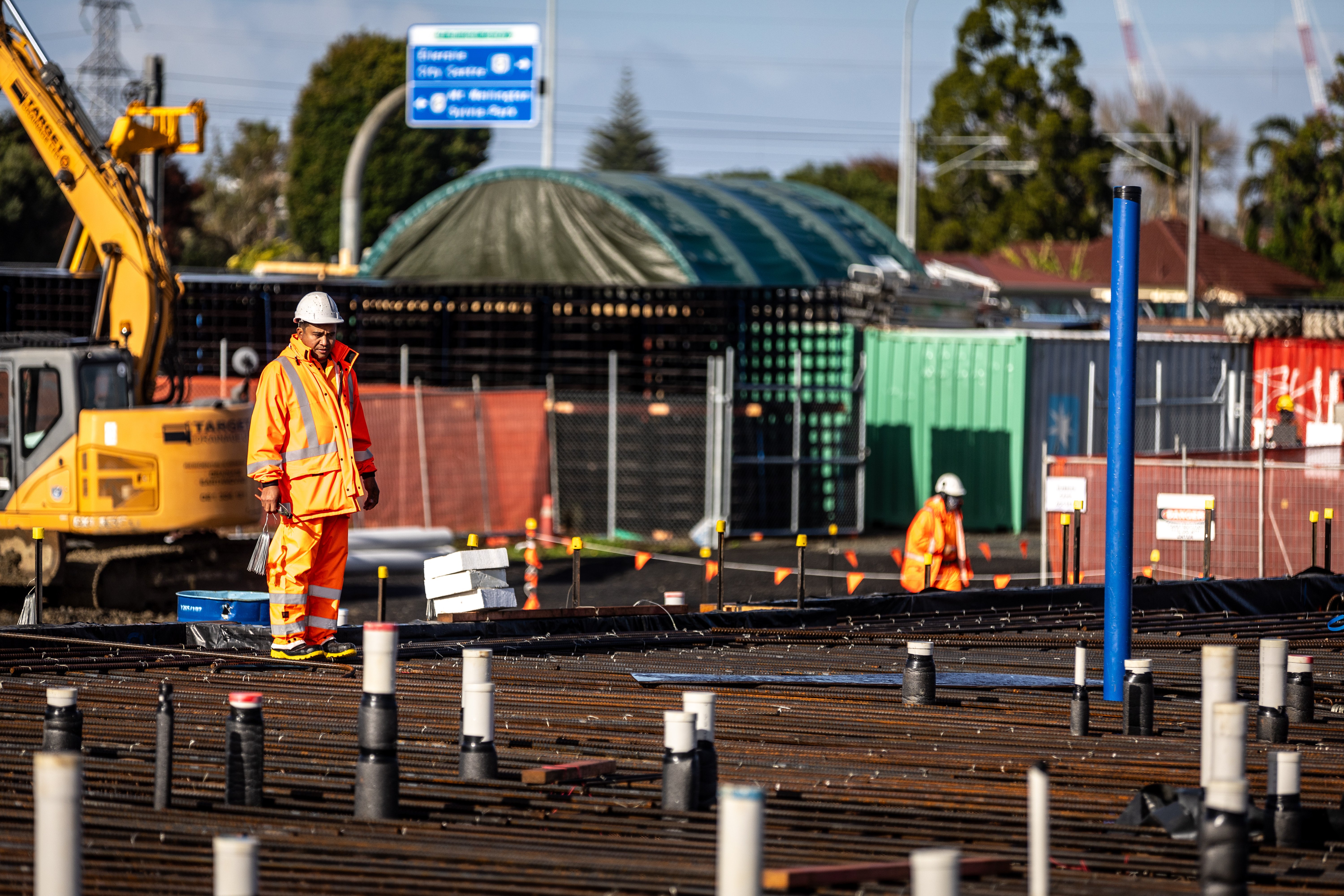 On-site wall-building and a revolutionary method of driving piles or foundations into the ground are hallmarks of Reiputa, 80 Mt Wellington Highway. Photo / Michael Craig