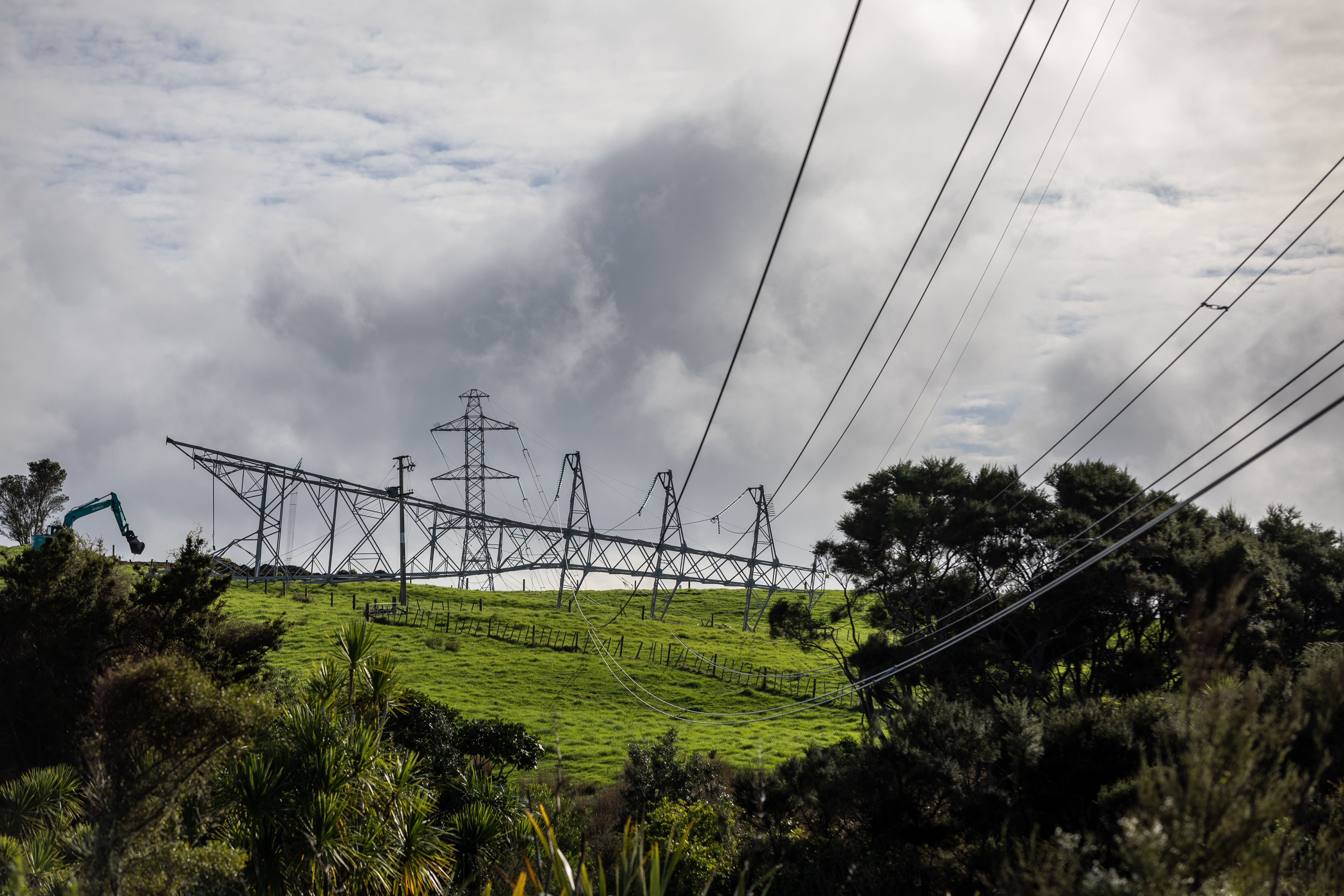 The downed pylon turned out all the lights in Northland on Thursday. Photo / Michael Craig