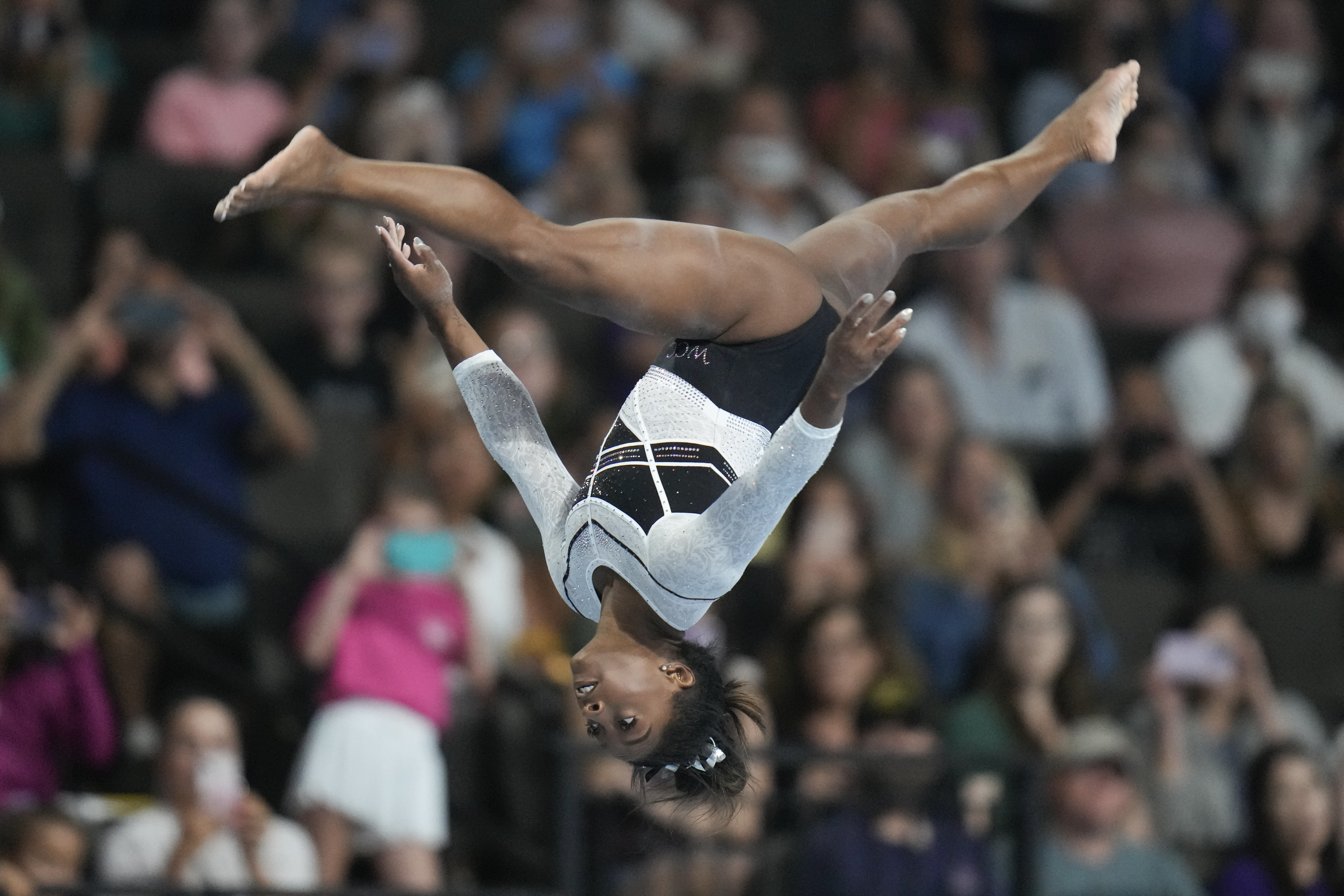 Simone Biles performs on the balance beam at the US Classic gymnastics competition. Photo / AP