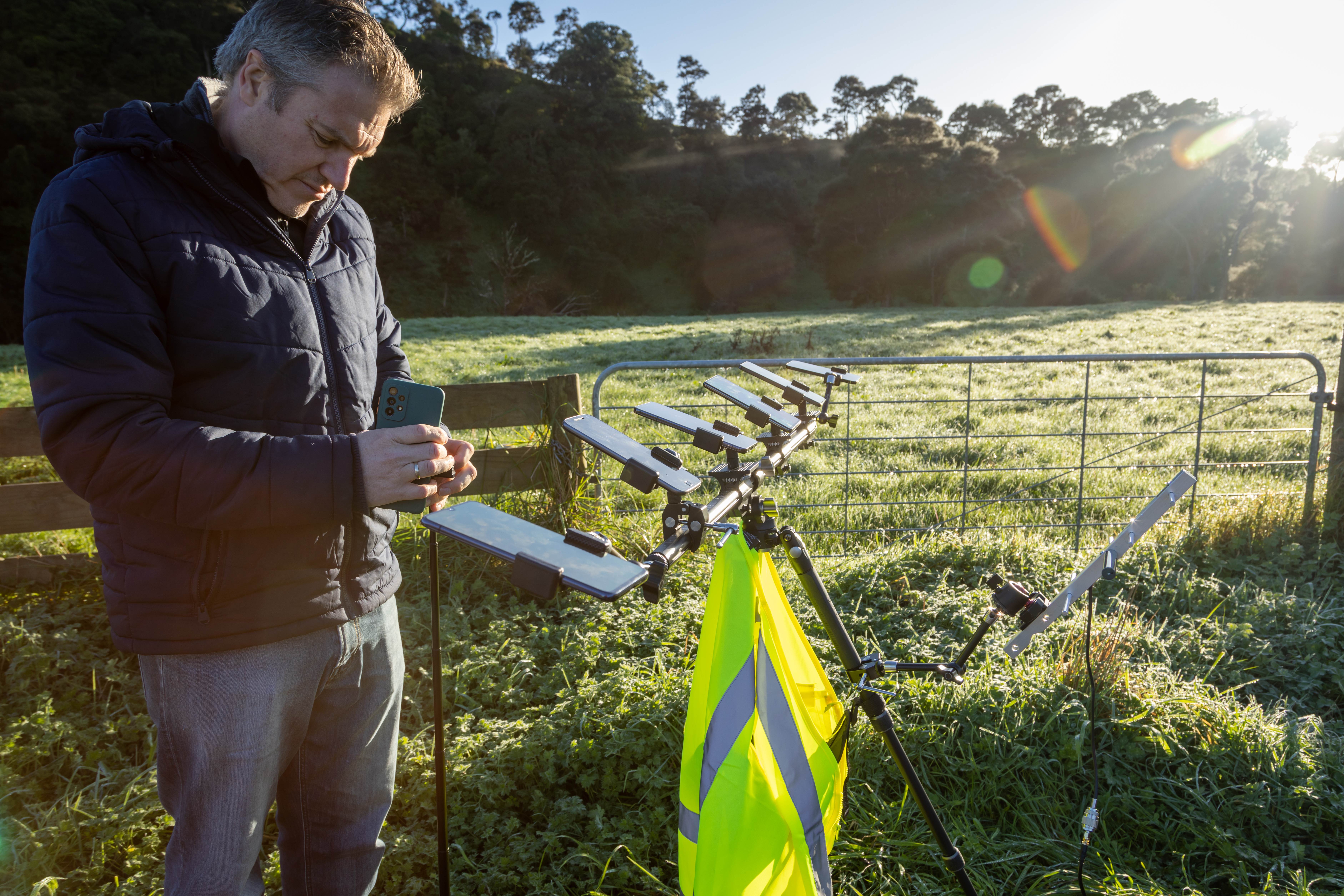Lynk and 2degrees' test at a mobile blackspot 30 minutes north of Whanganui. The satellite-to-mobile text service will work with any brand of smartphone, unmodified. 