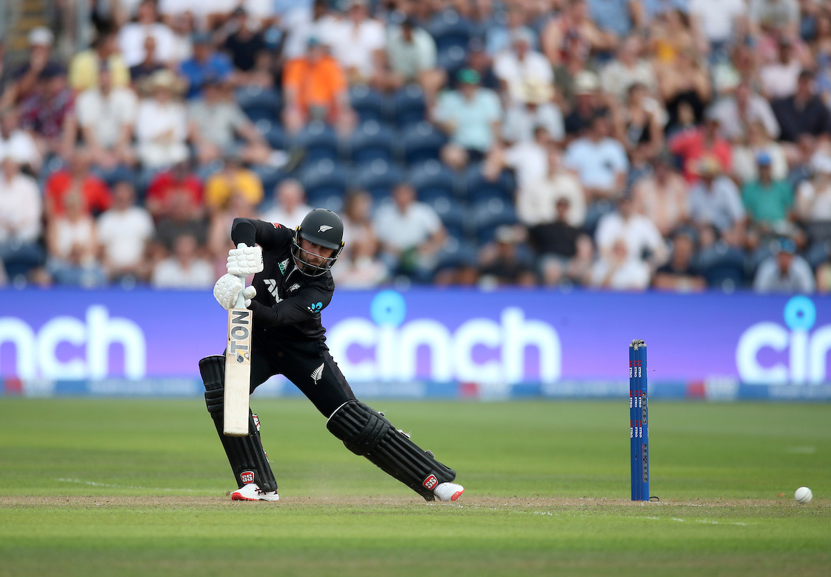 Black Caps v England: England claim second ODI after Black Caps collapse -  NZ Herald