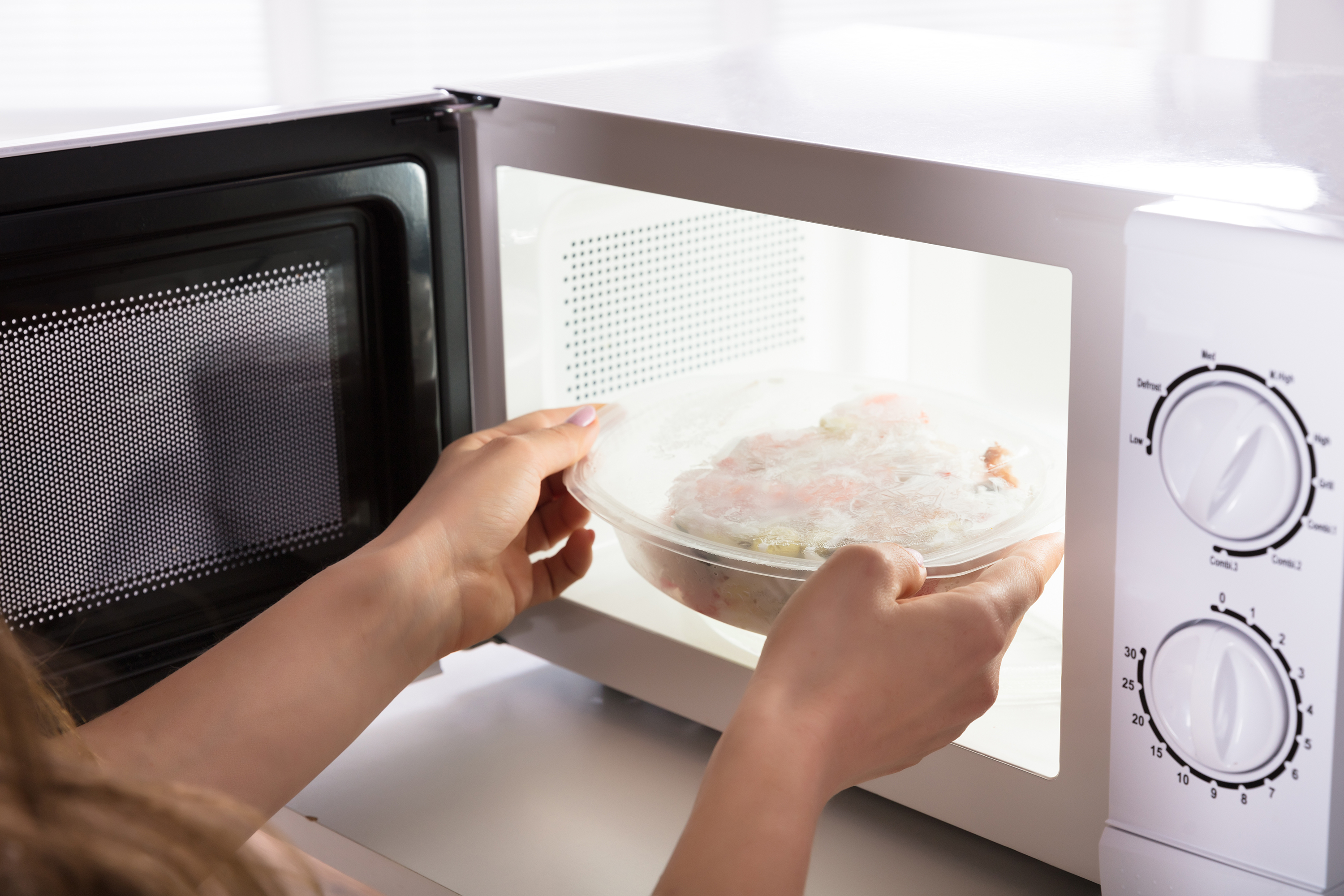 Do microwaves really take nutrients and antioxidants away from your food? Photo / 123rf