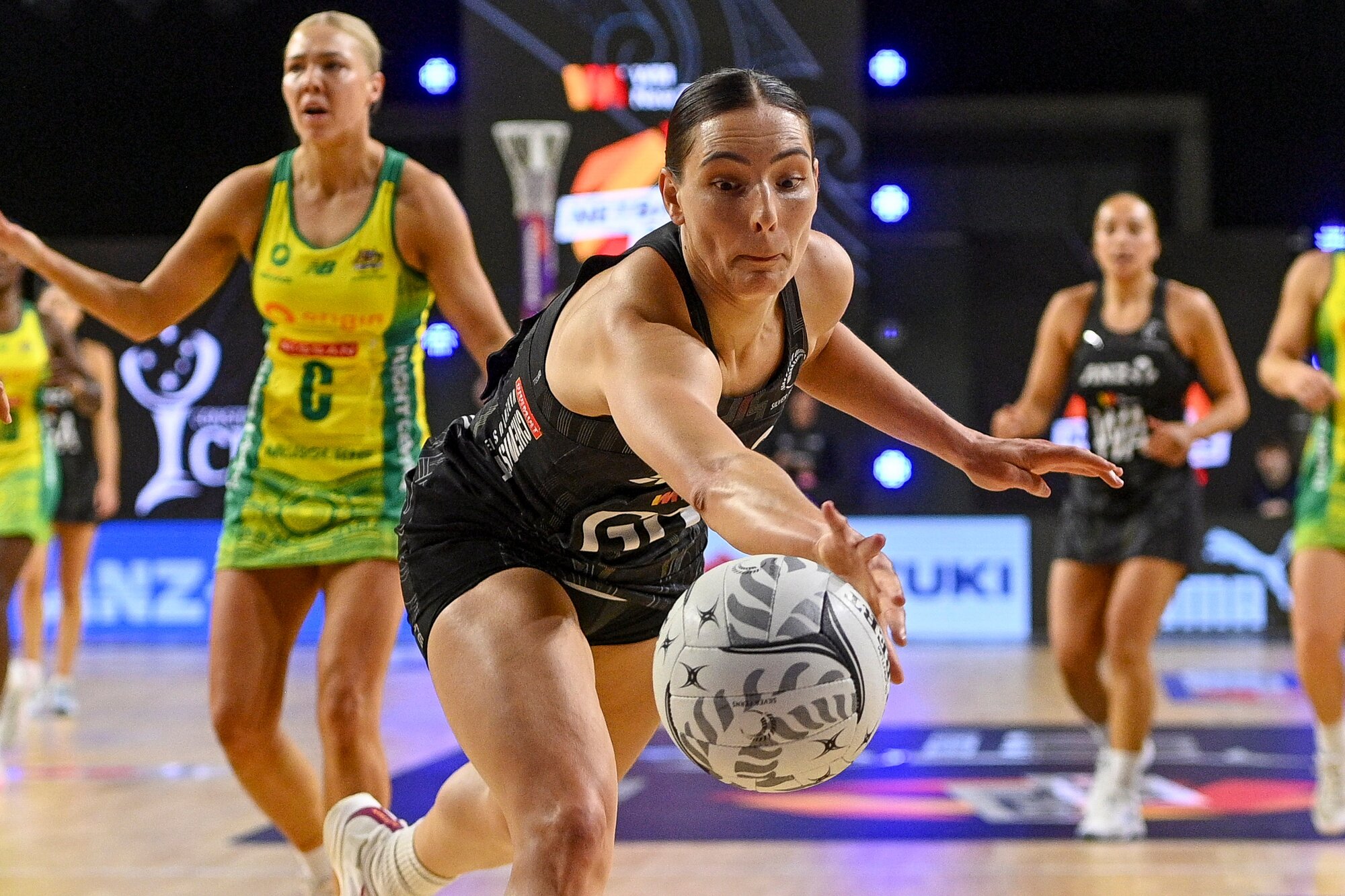 کاملیا aruajo onlyfans در حال فاش کردن است