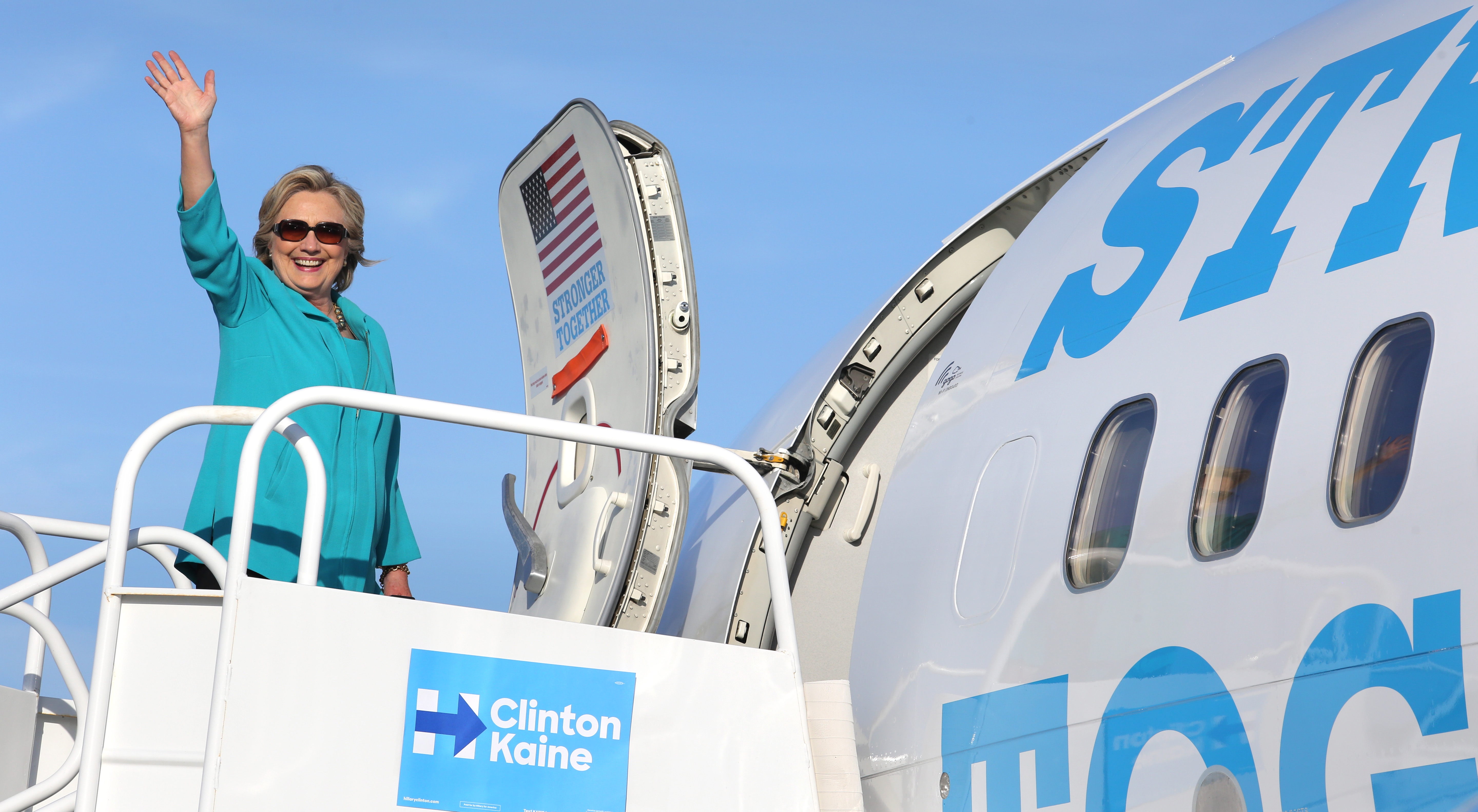 Hillary Clinton departs Daytona Beach after a campaign rally in Florida. Photo / AP