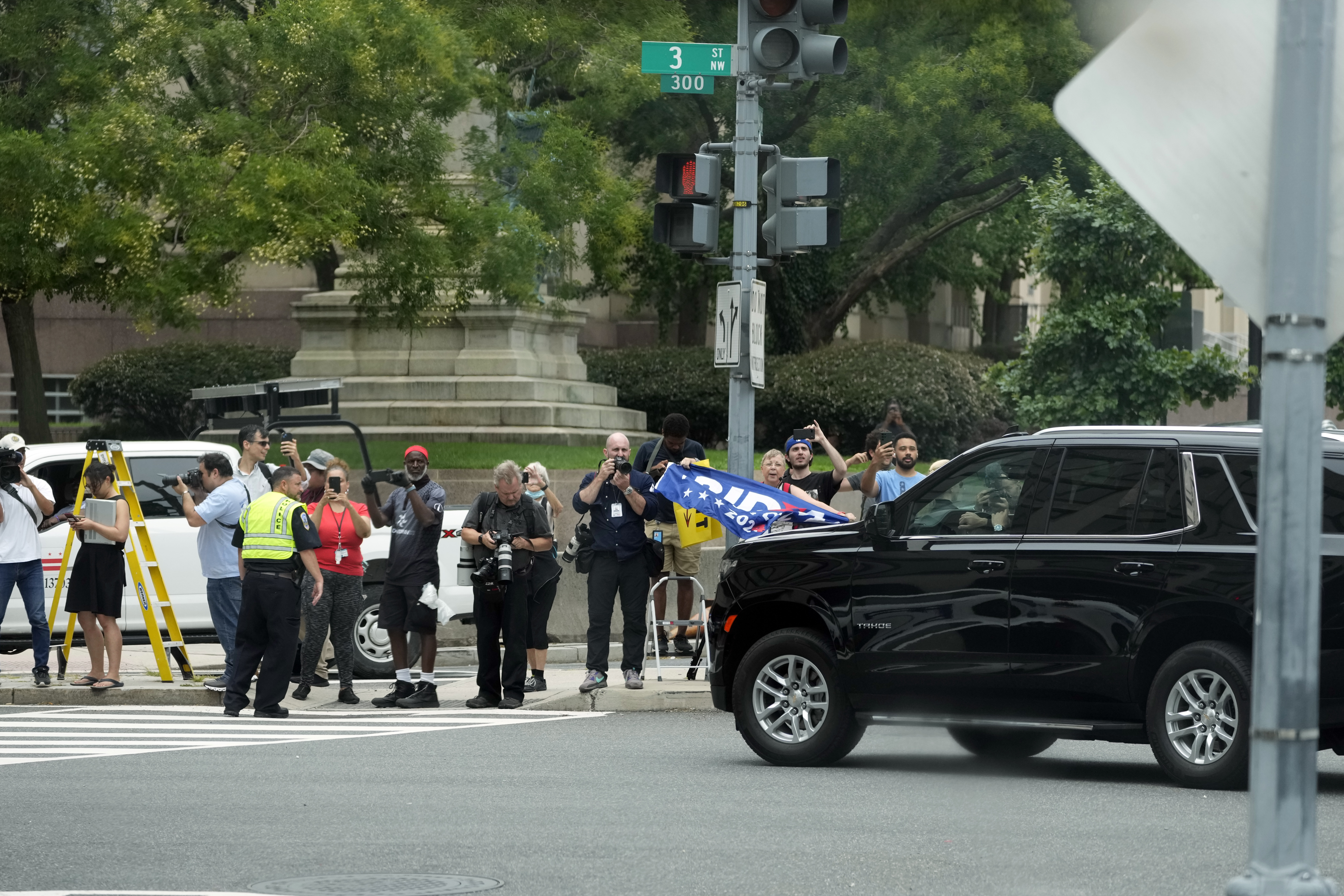 The motorcade of former President Donald Trump arrives at the Federal Courthouse. Photo / Alex Brandon, AP