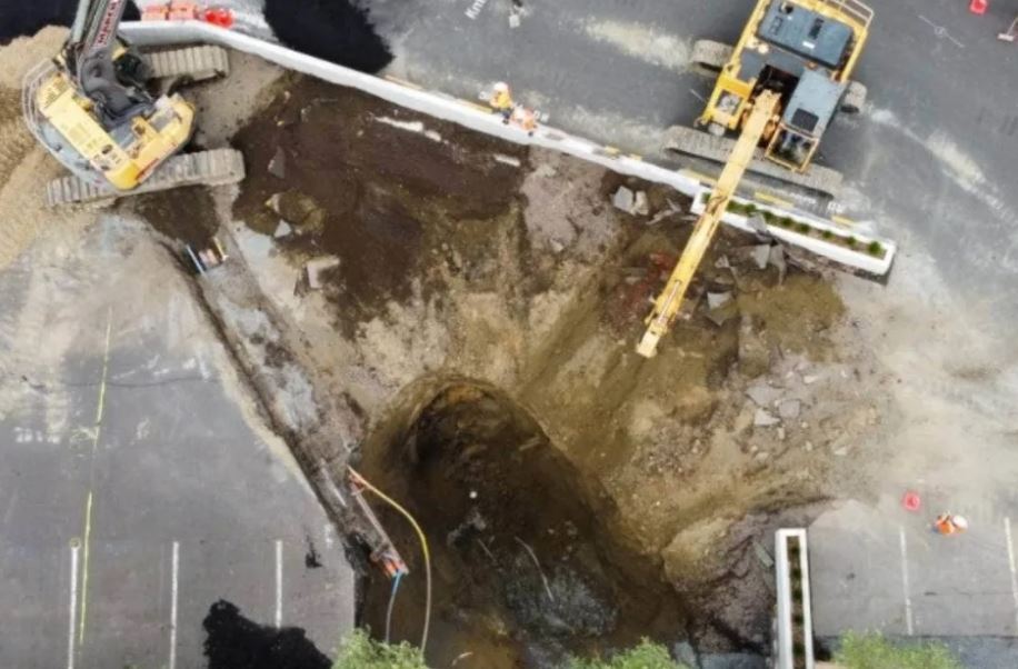 The report found seven key factors led to the collapse of the sewer line in Parnell. 