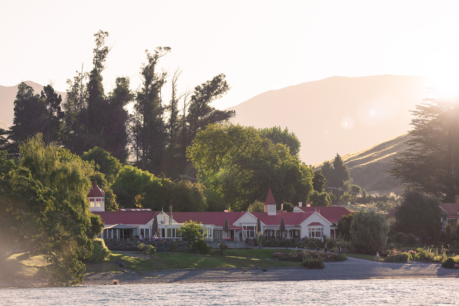 Walter Peak sprawls across the shorefront of Lake Whakatipu.