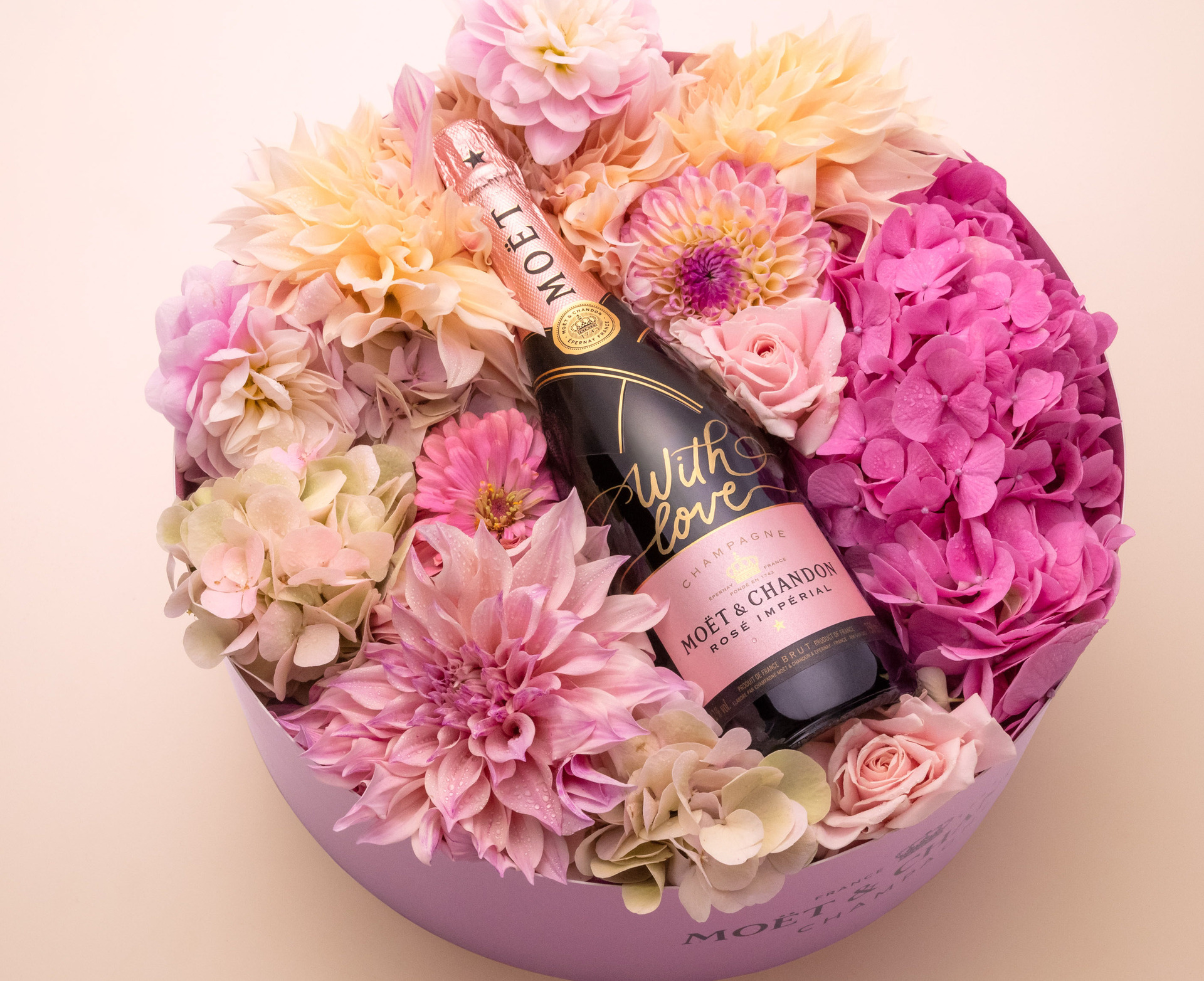 Detail of the Moet & Chandon Valentines special edition.