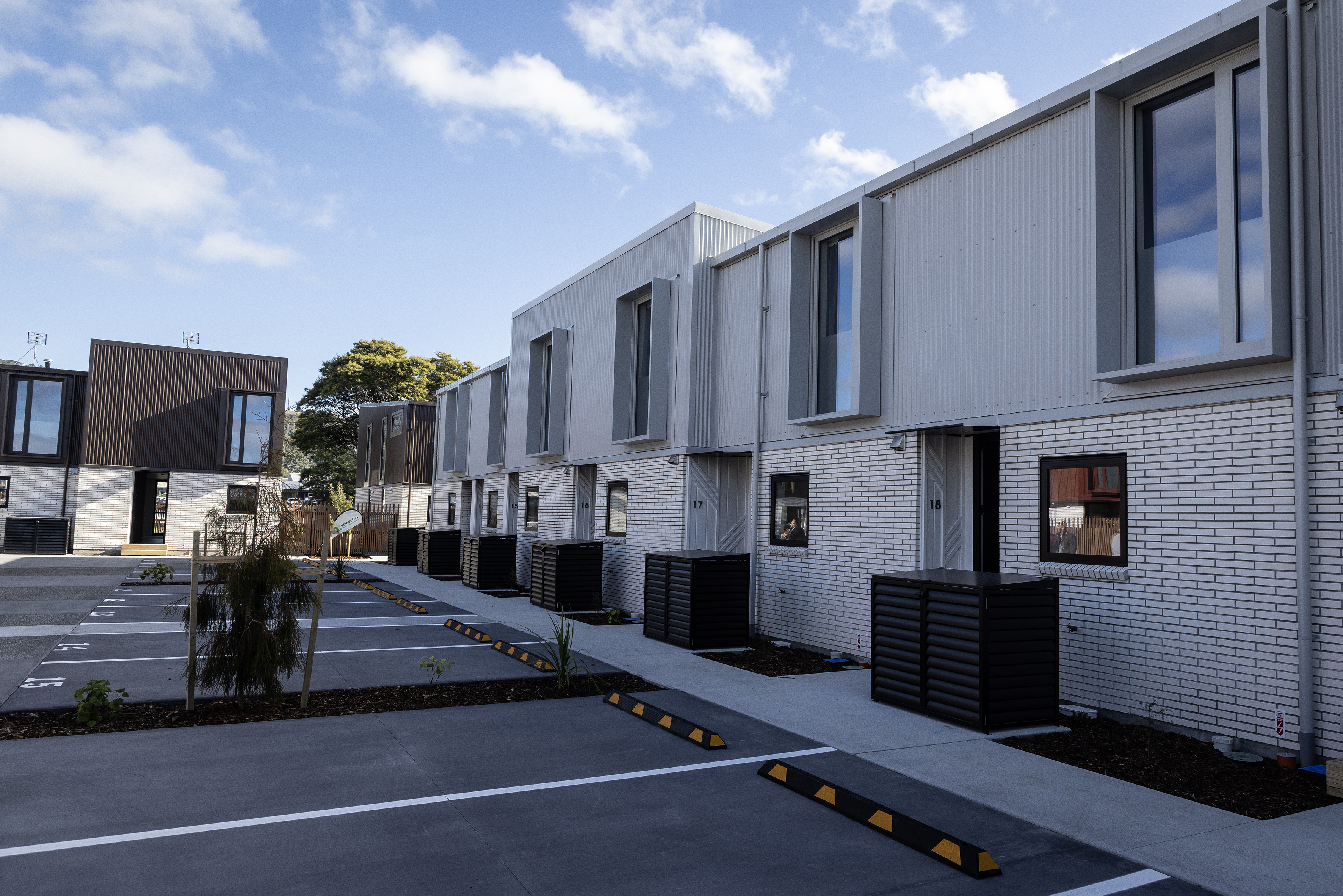 The parking area of the new Lake Rd apartments. Photo / Andrew Warner