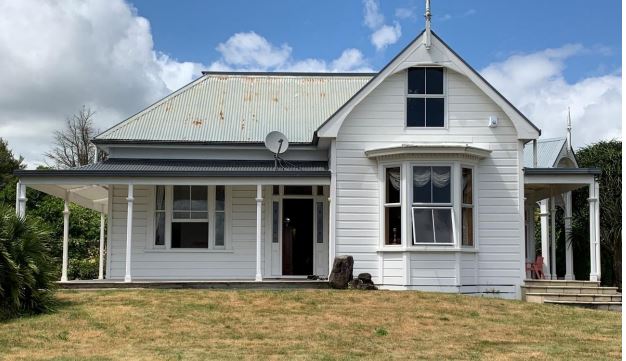 Flanagan Homestead on Kiwi's site at Drury - a reminder of history and war. Photo / Matthews & Matthews Architects